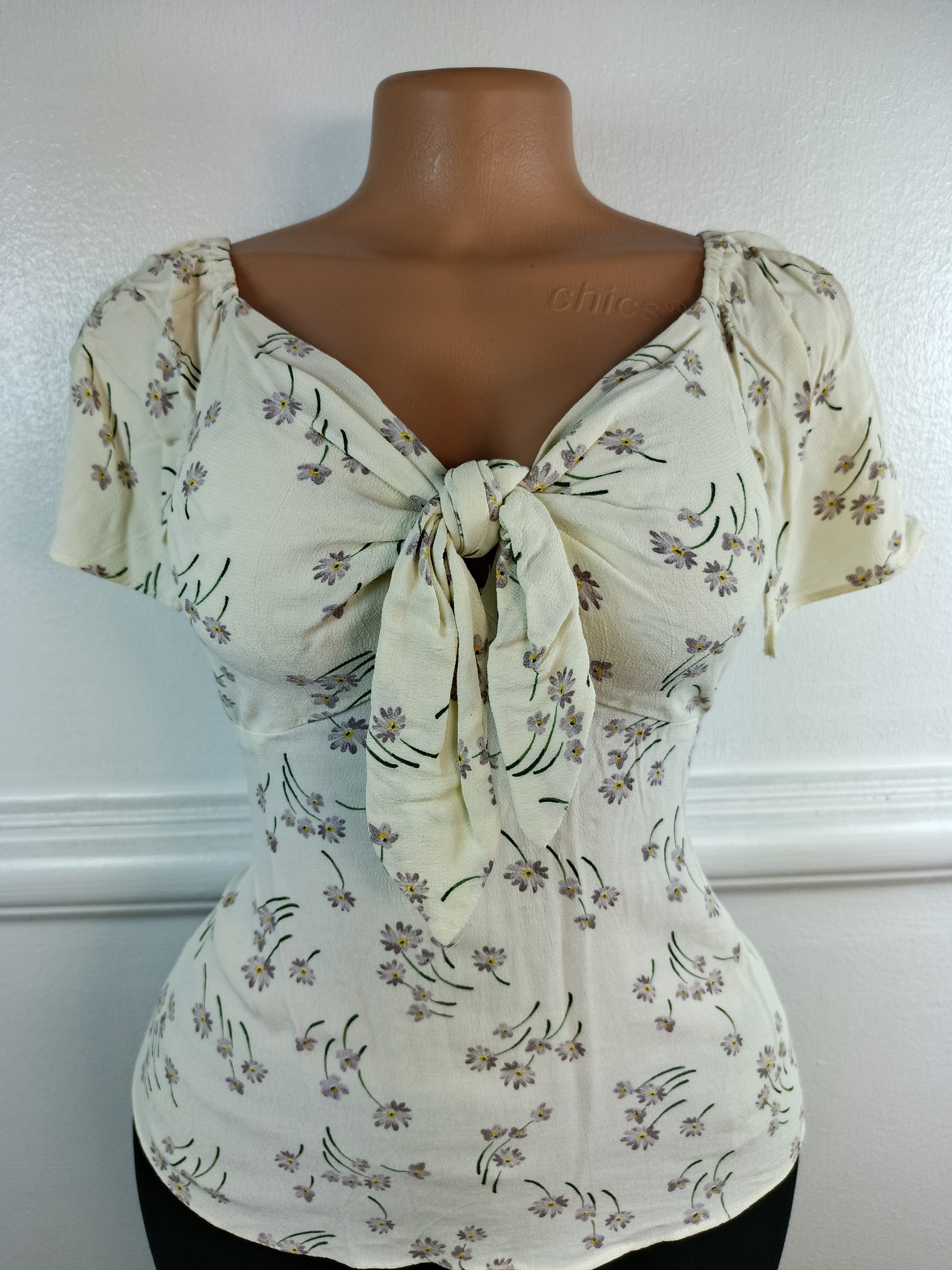 RIVER ISLAND UK 6