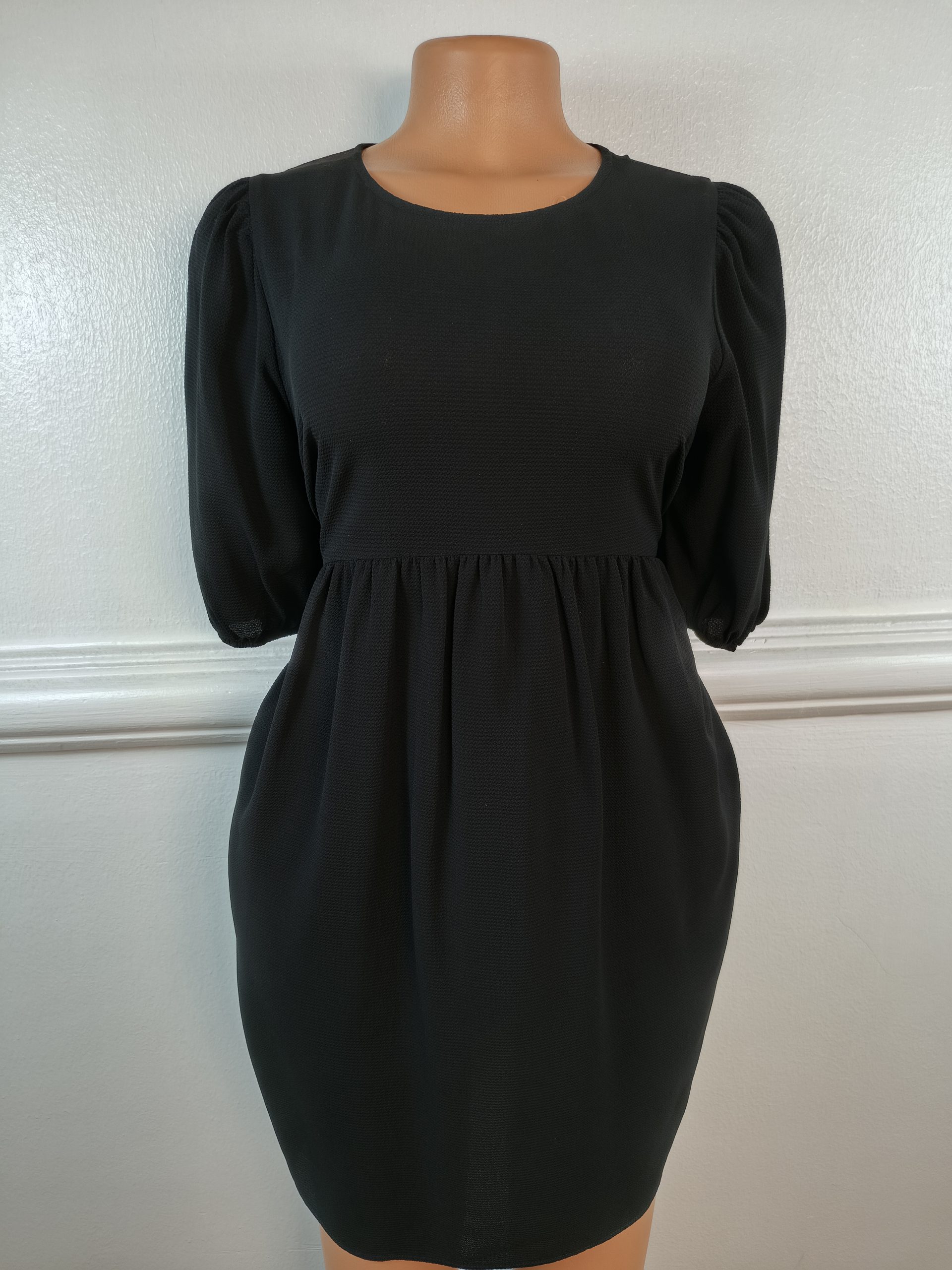 ASOS UK 12