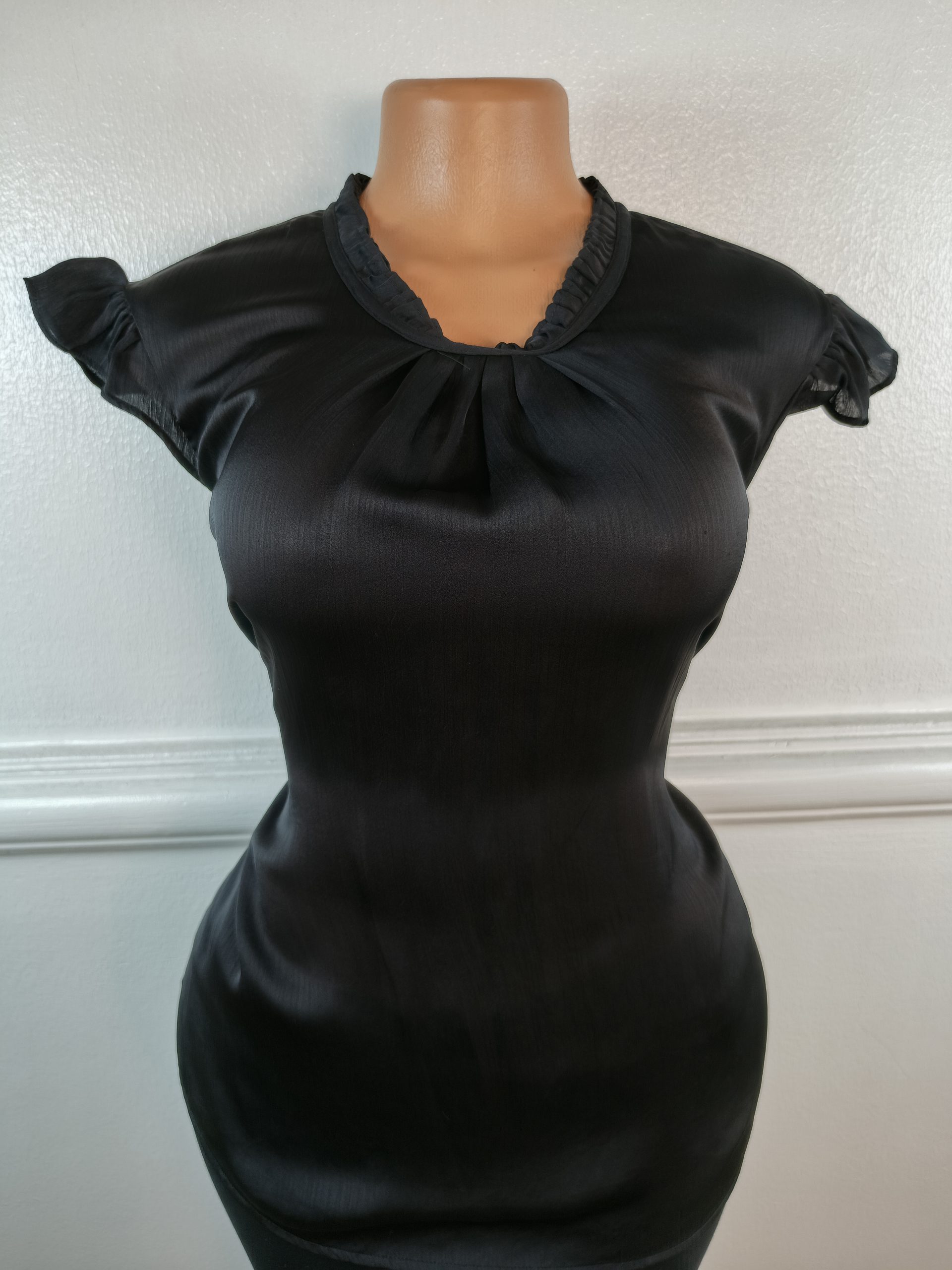 CAPSULE UK 14