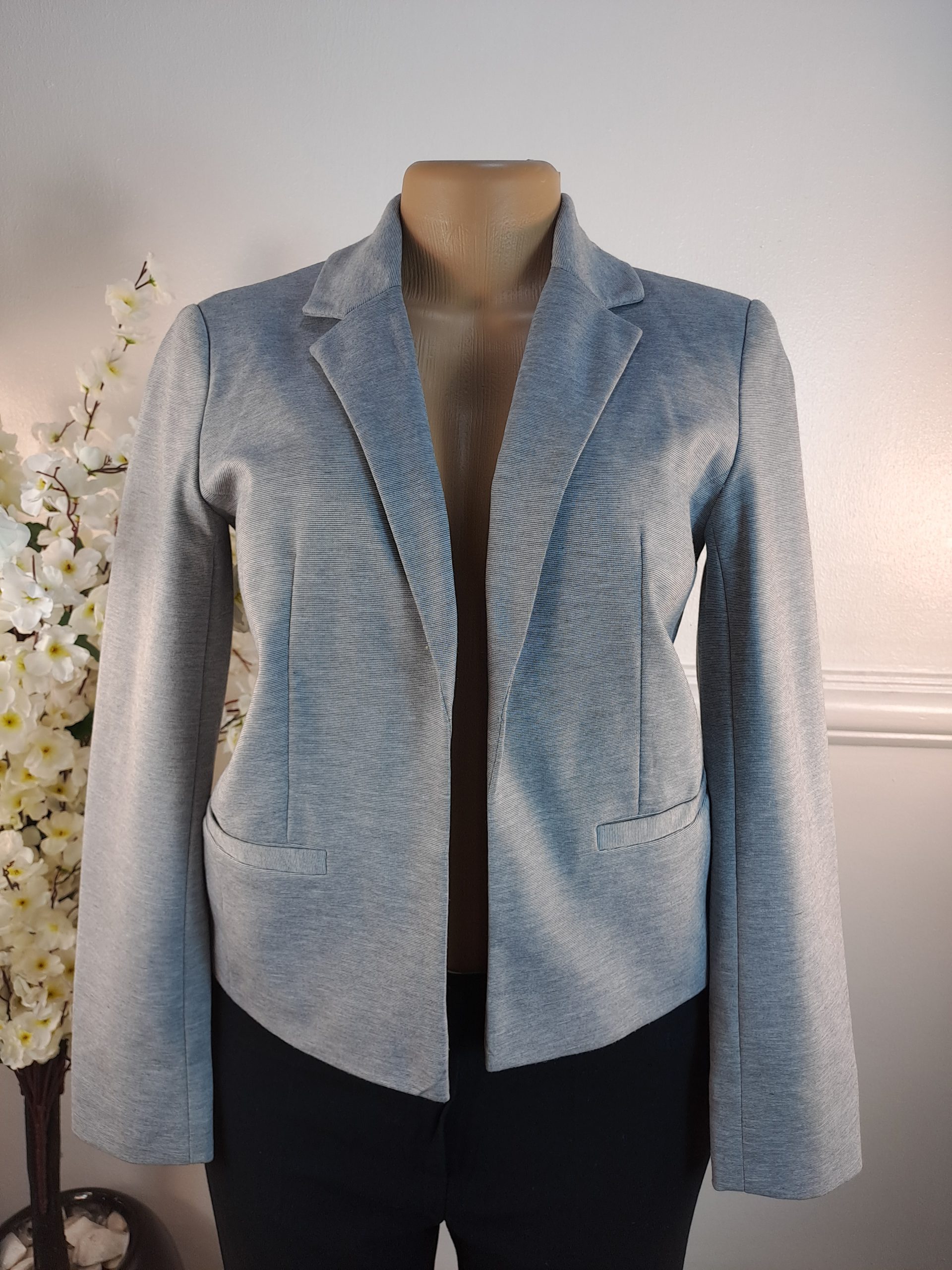PETITES UK 6, L-22 INCHES