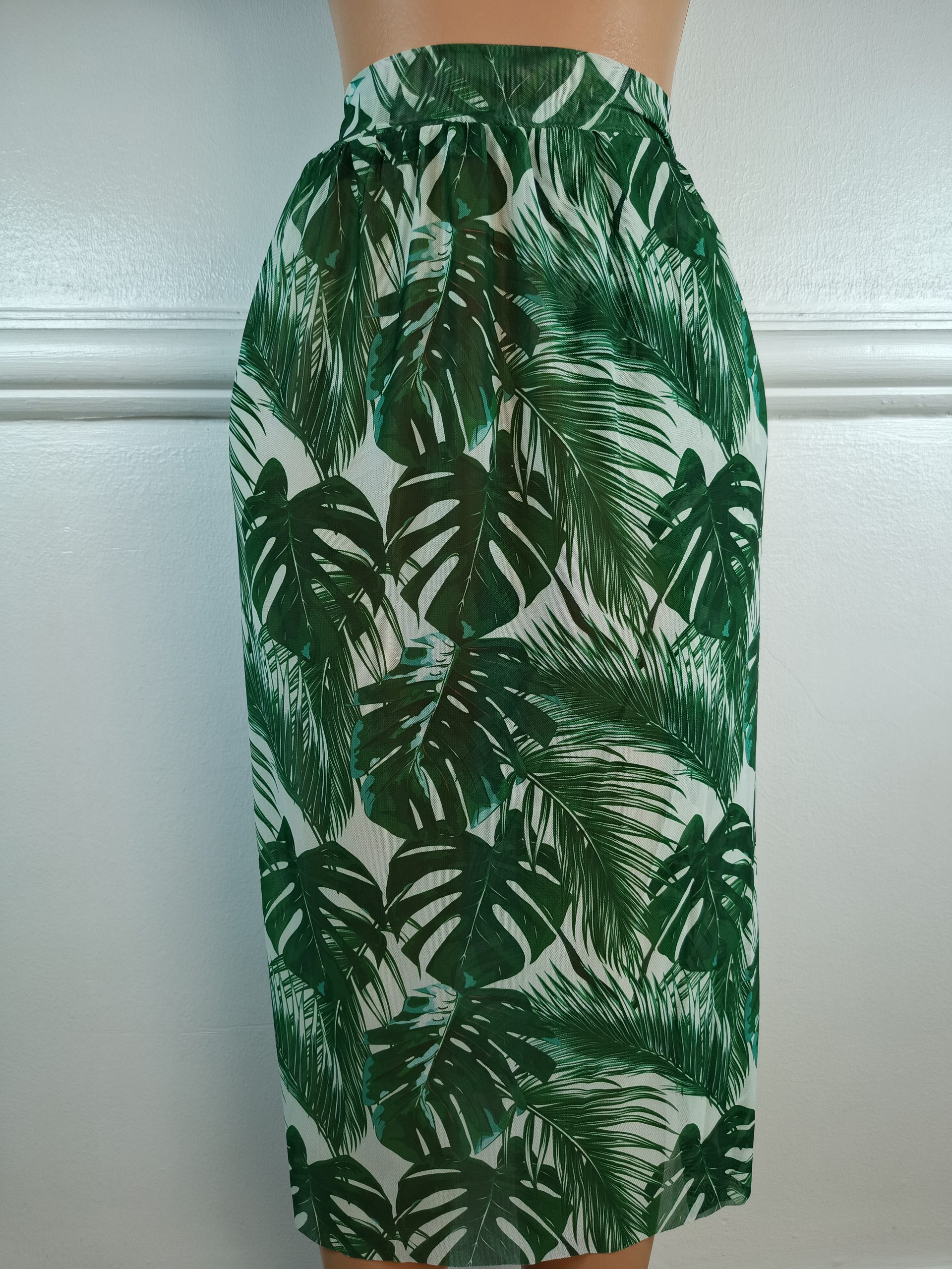 SKIRT UK 10, L-33 INCHES
