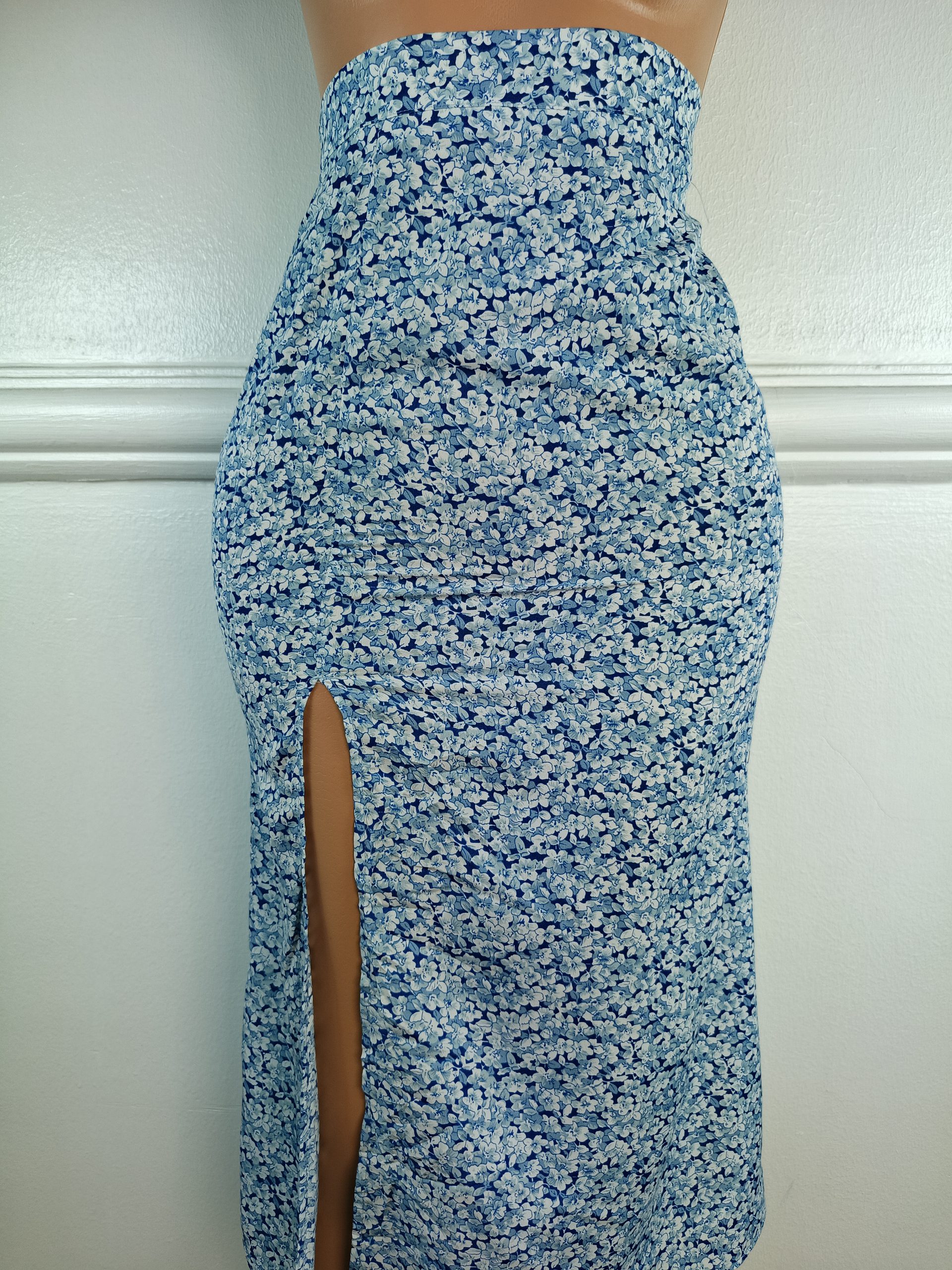 SKIRT UK 8, L-35 INCHES