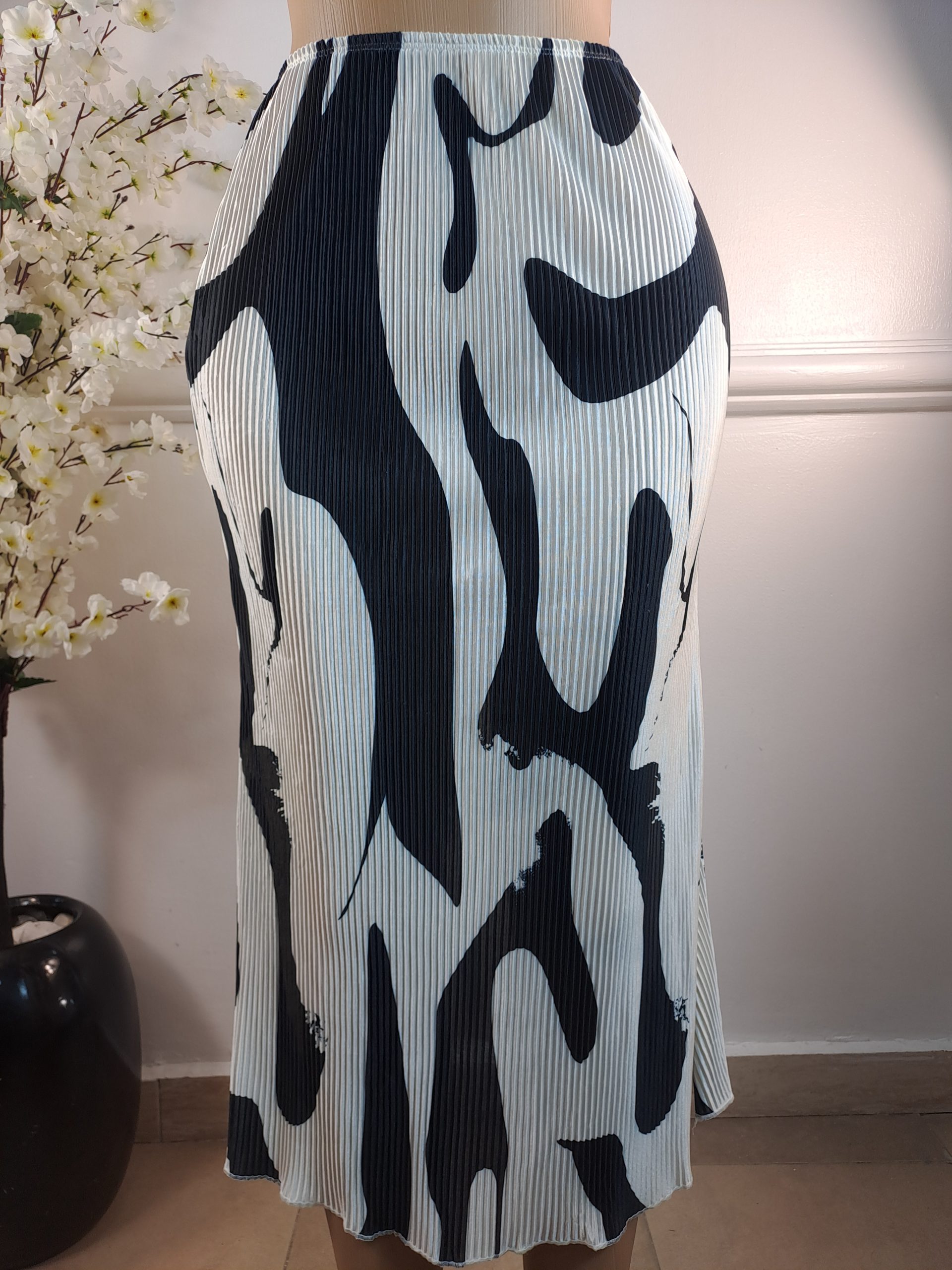 SKIRT UK 6, L-35 INCHES