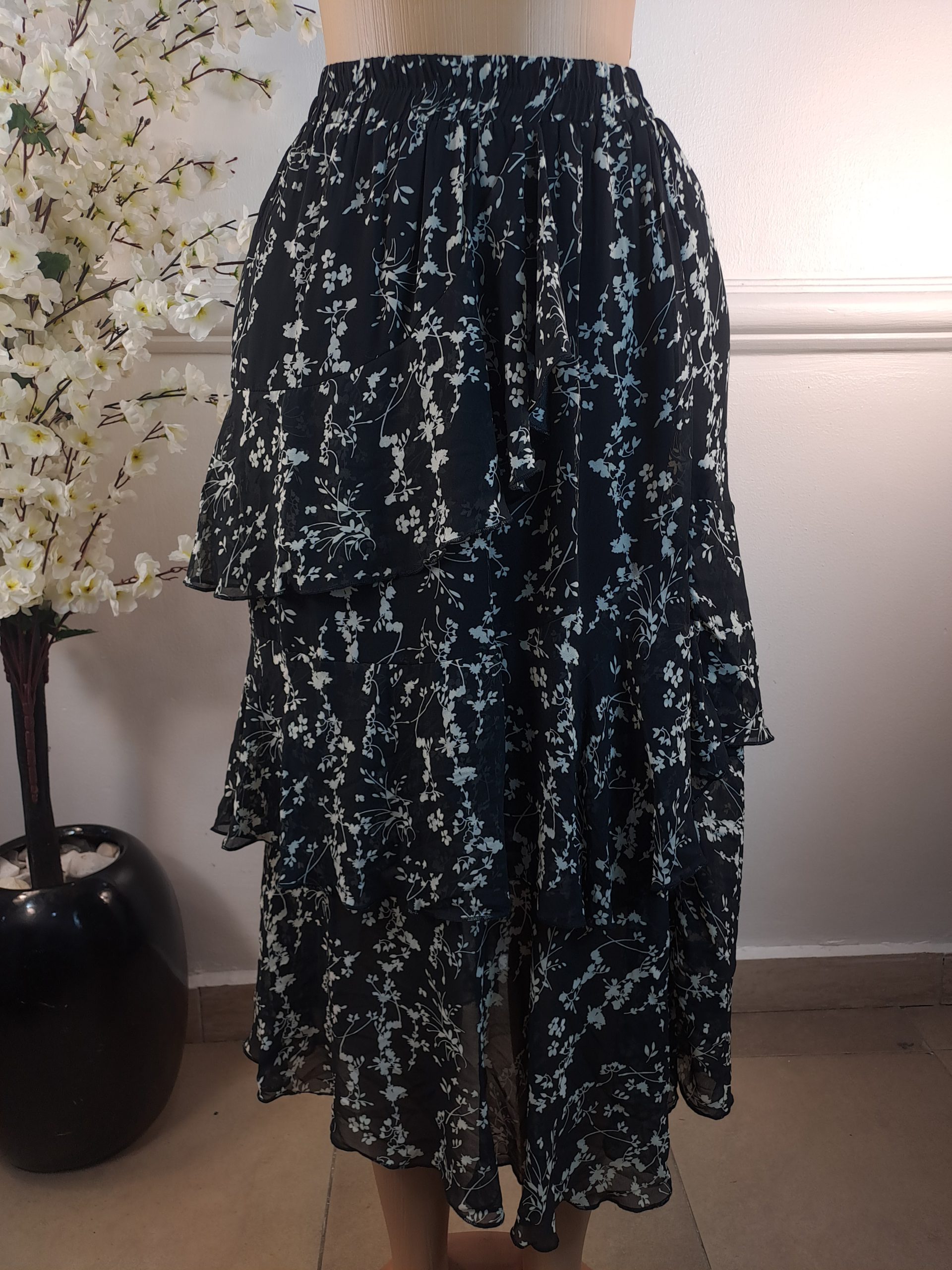 BOOHOO UK 8, L-34 INCHES