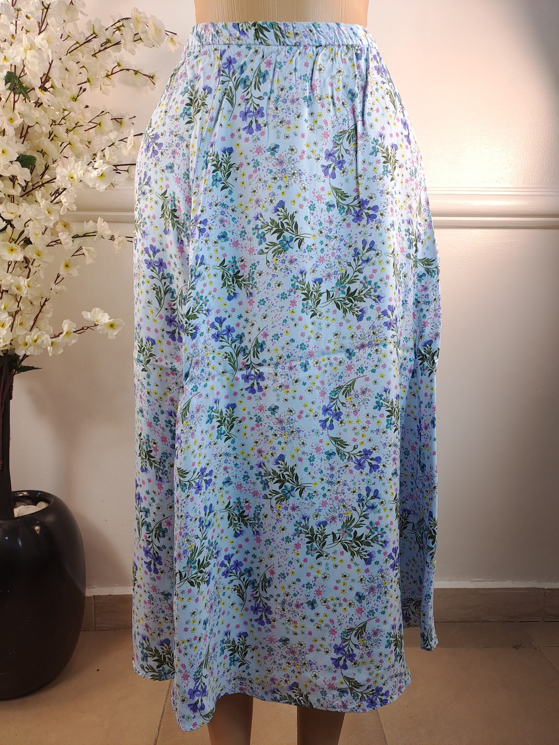 ZARA UK 8, L-33 INCHES