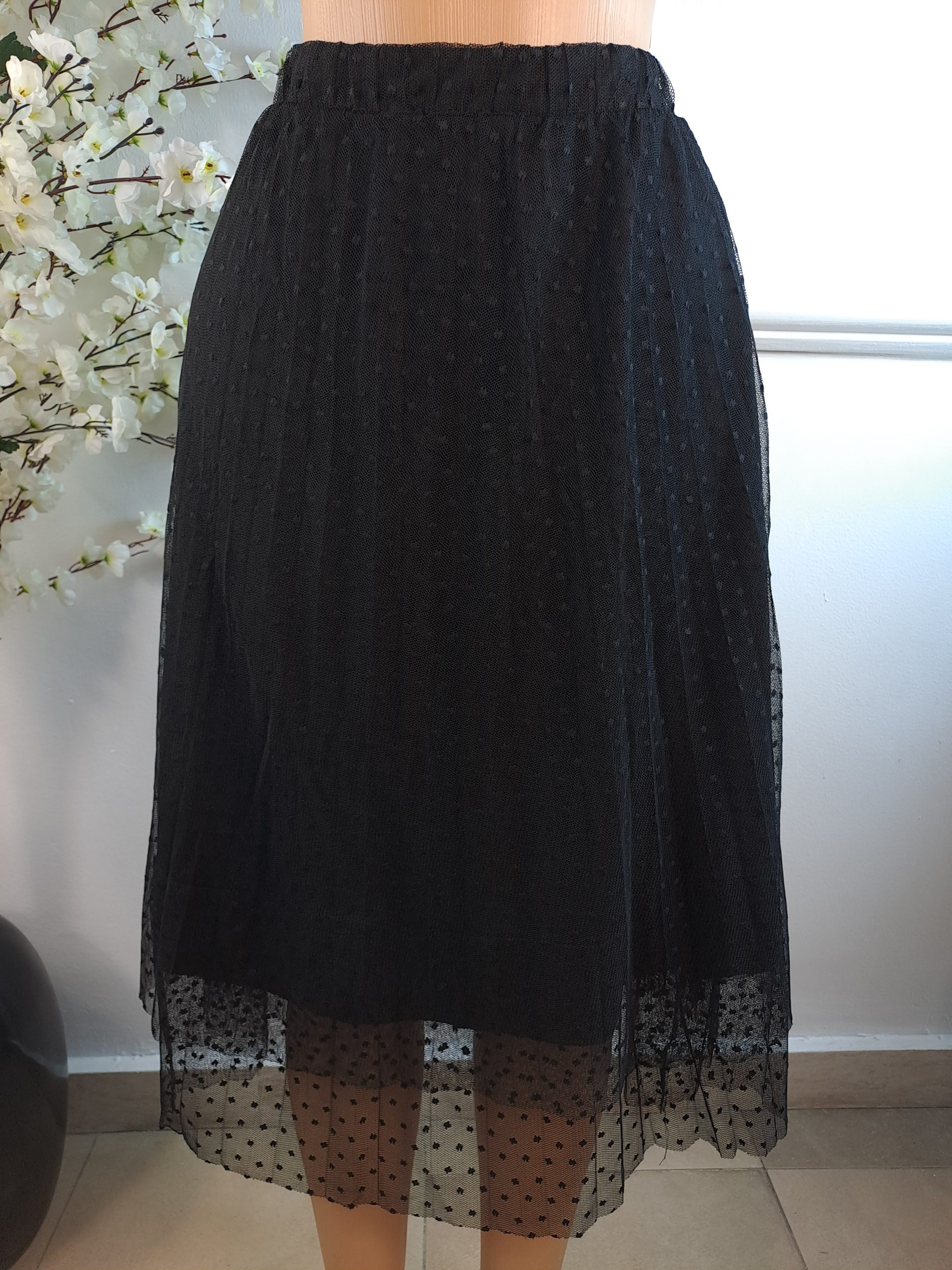GALLERY UK 12, L-31 INCHES