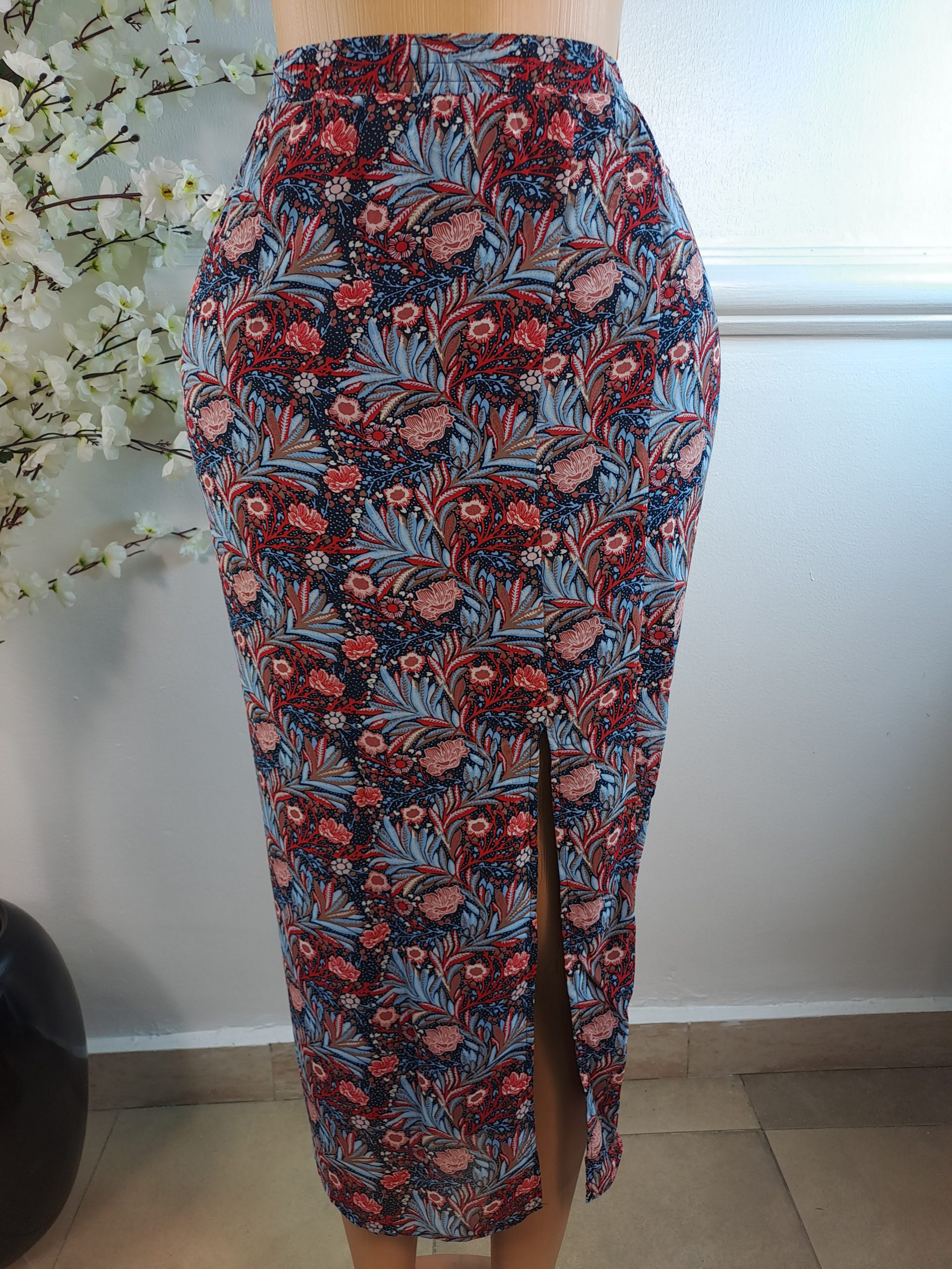 VERO MODA UK 8, L-36 INCHES