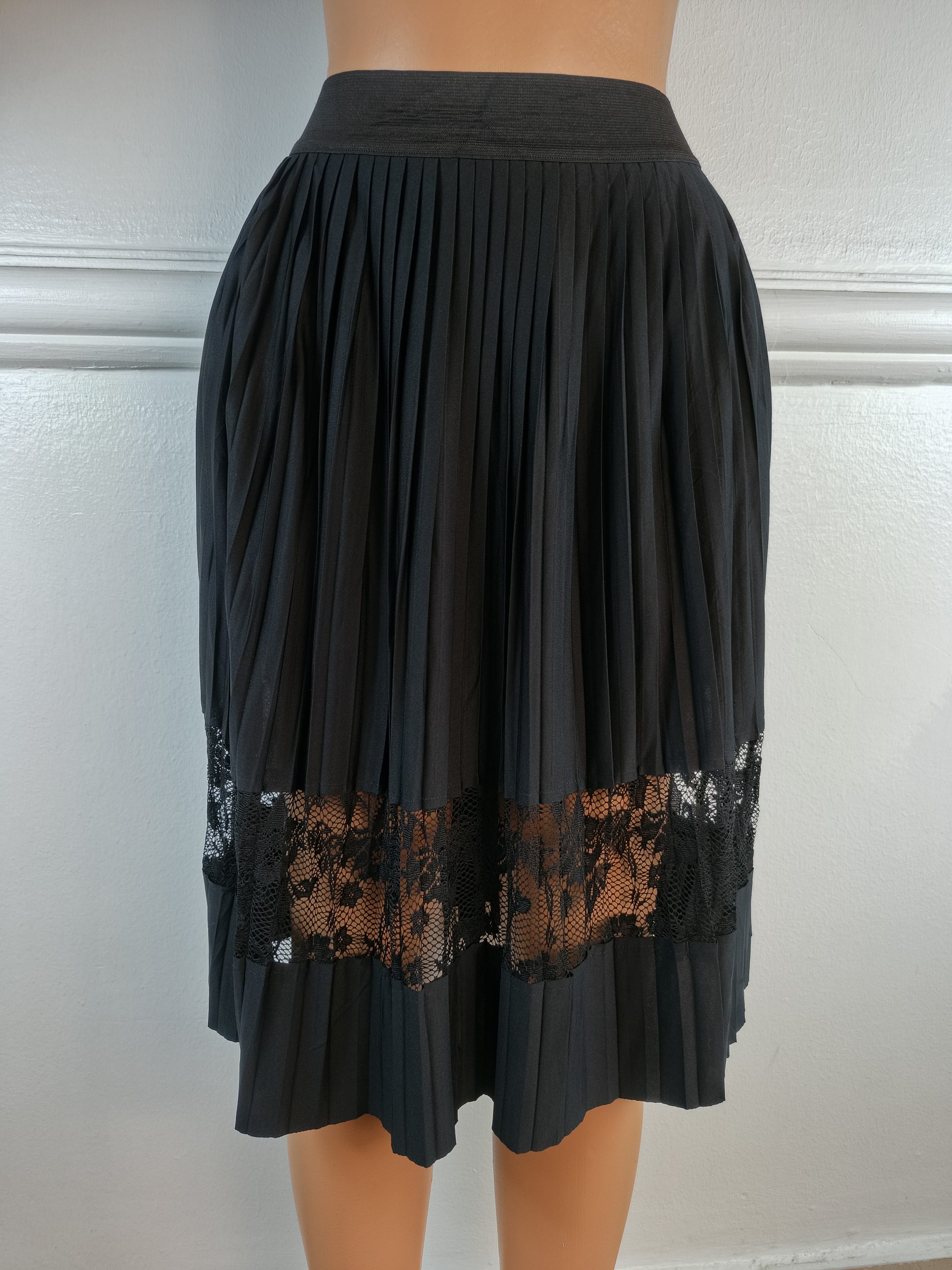 RIVER ISLAND UK 6, L-26 INCHES