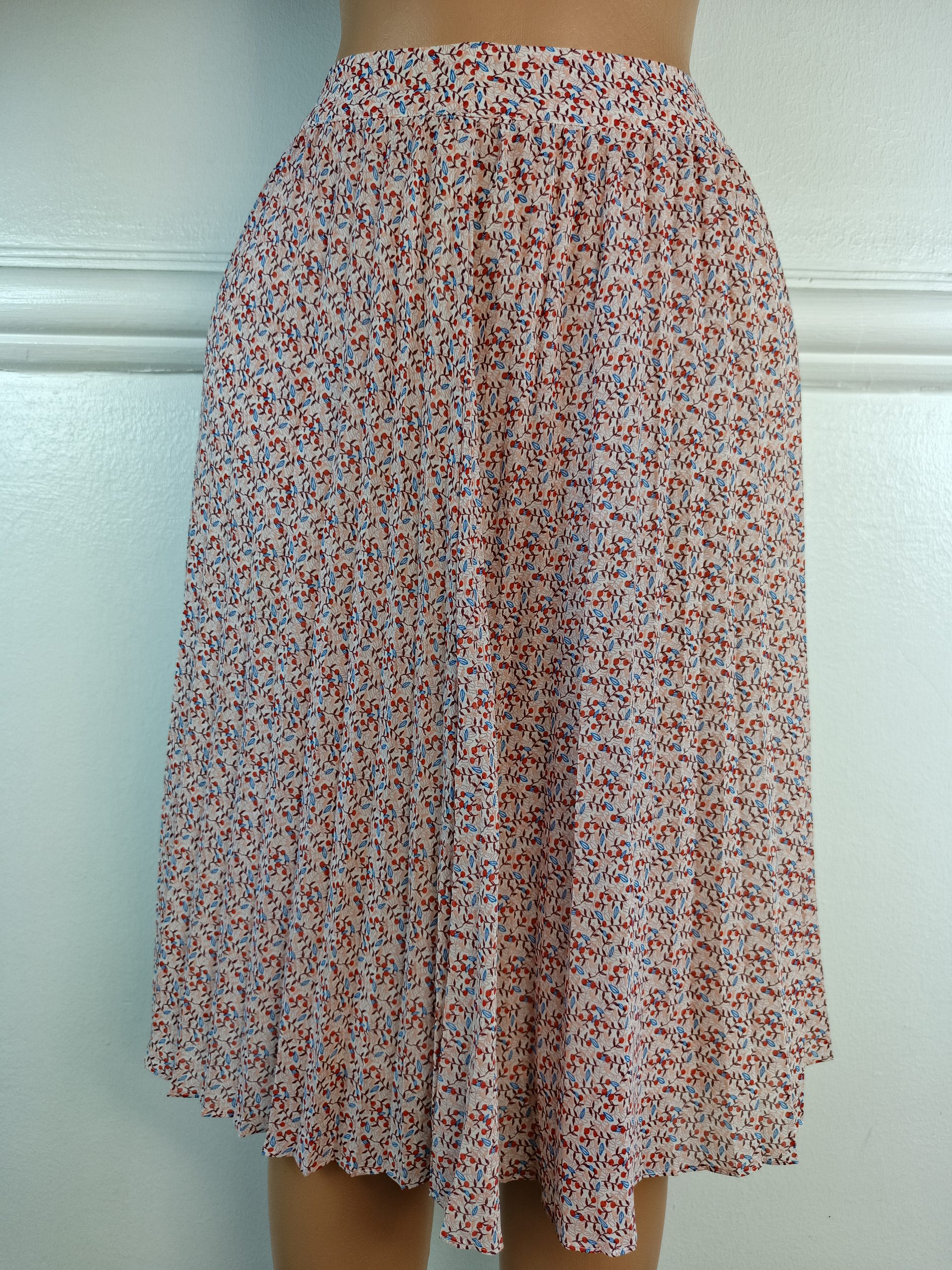 CREW CLOTHING UK 10, L-26 INCHES
