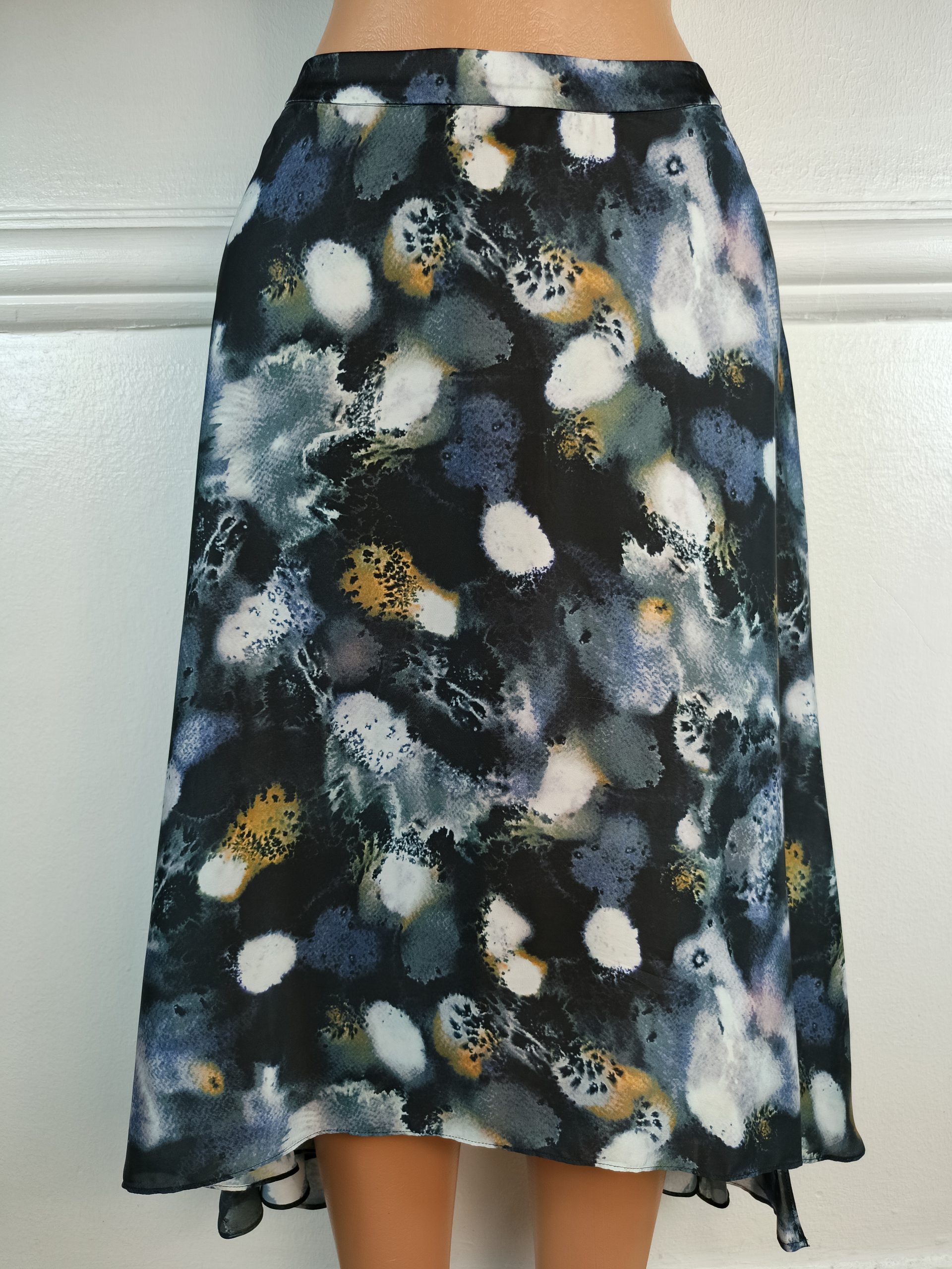 ASOS UK 6, L-34 INCHES