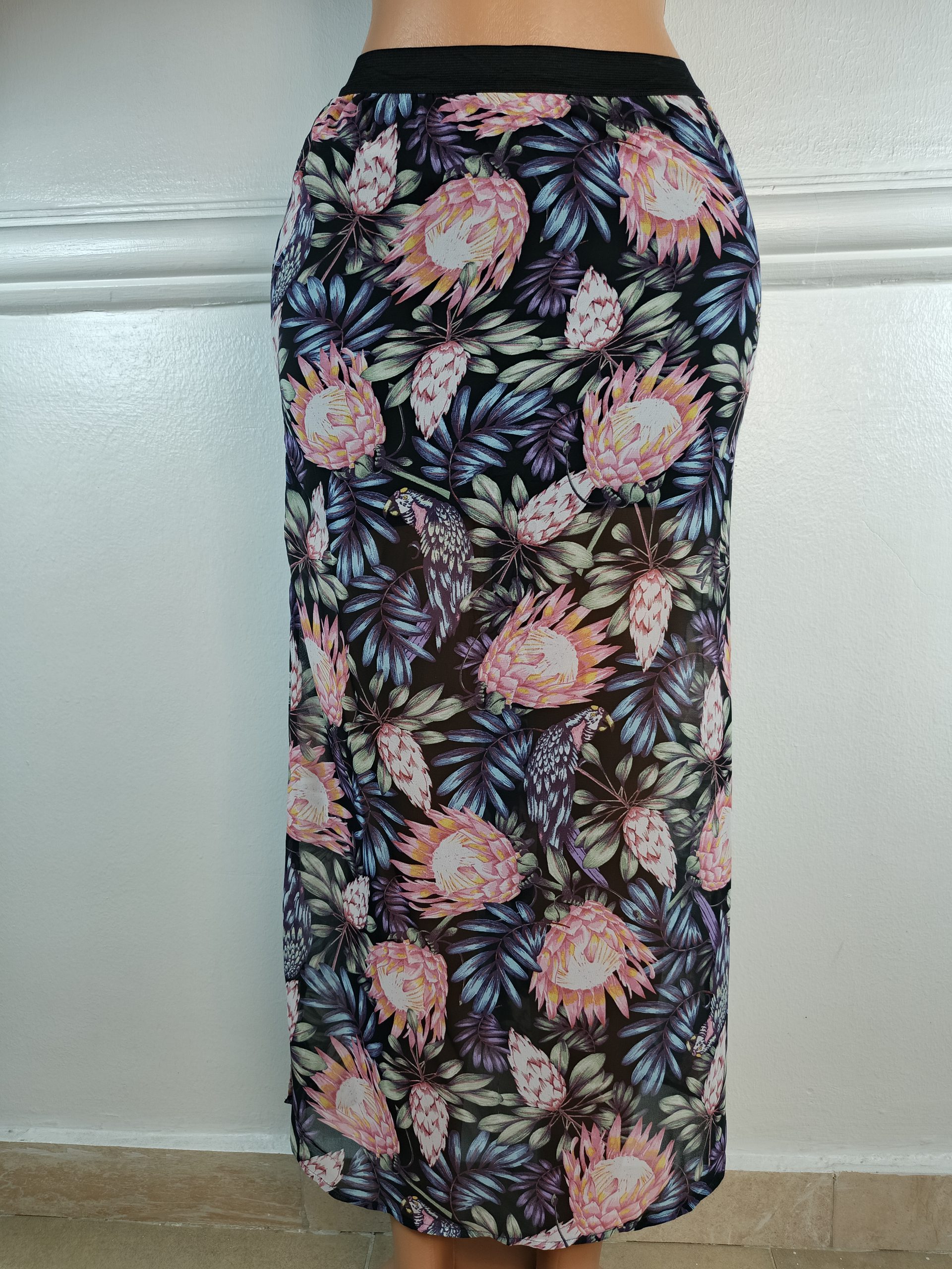 DIVIDED UK 6, L-37 INCHES