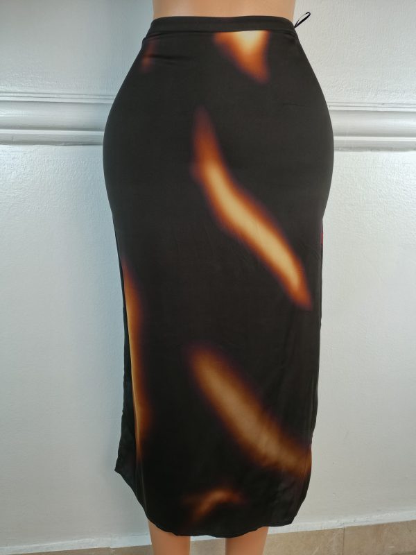 SECOND FEMALE UK 10, L-35 INCHES