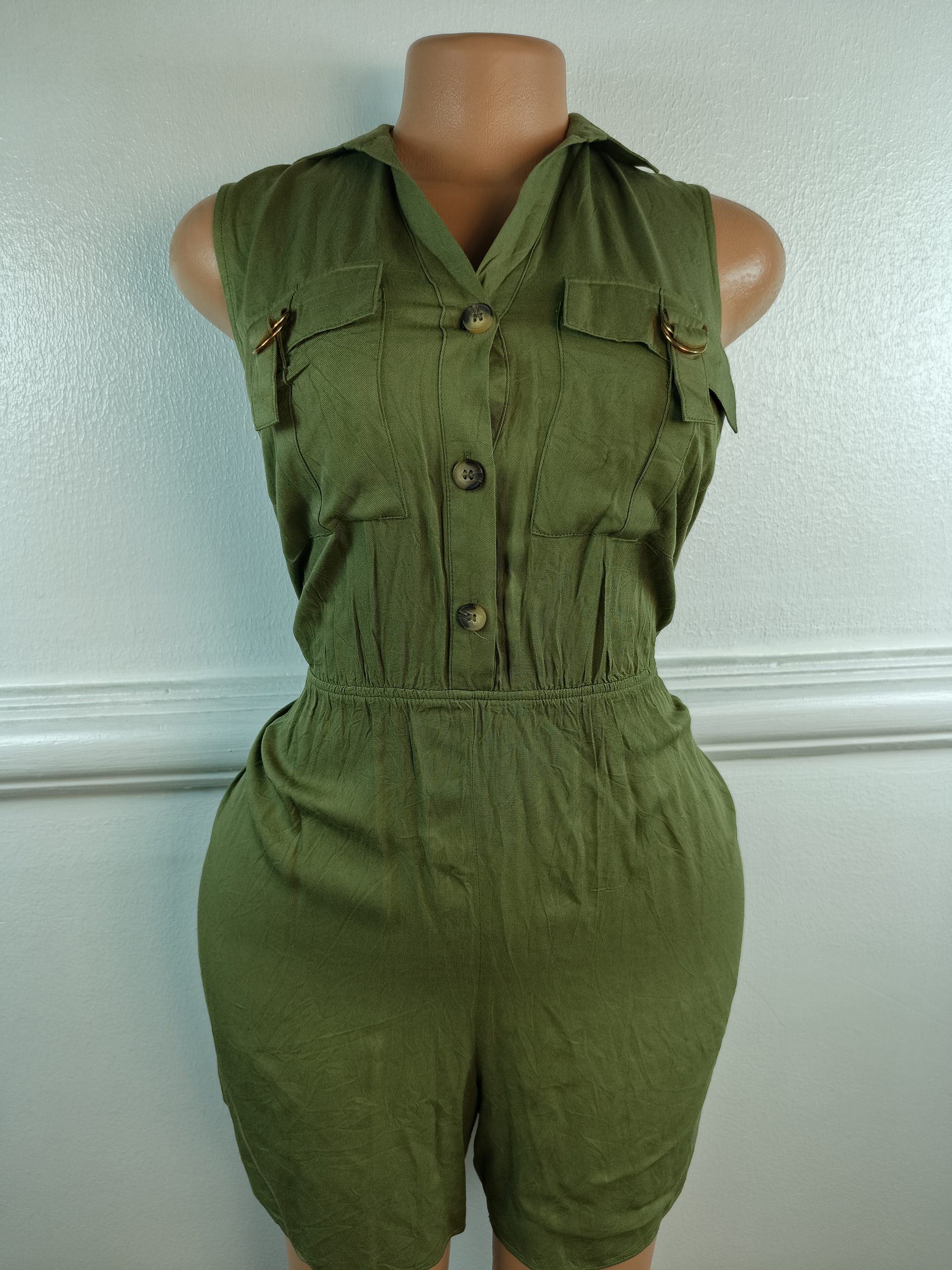 F&F UK 10