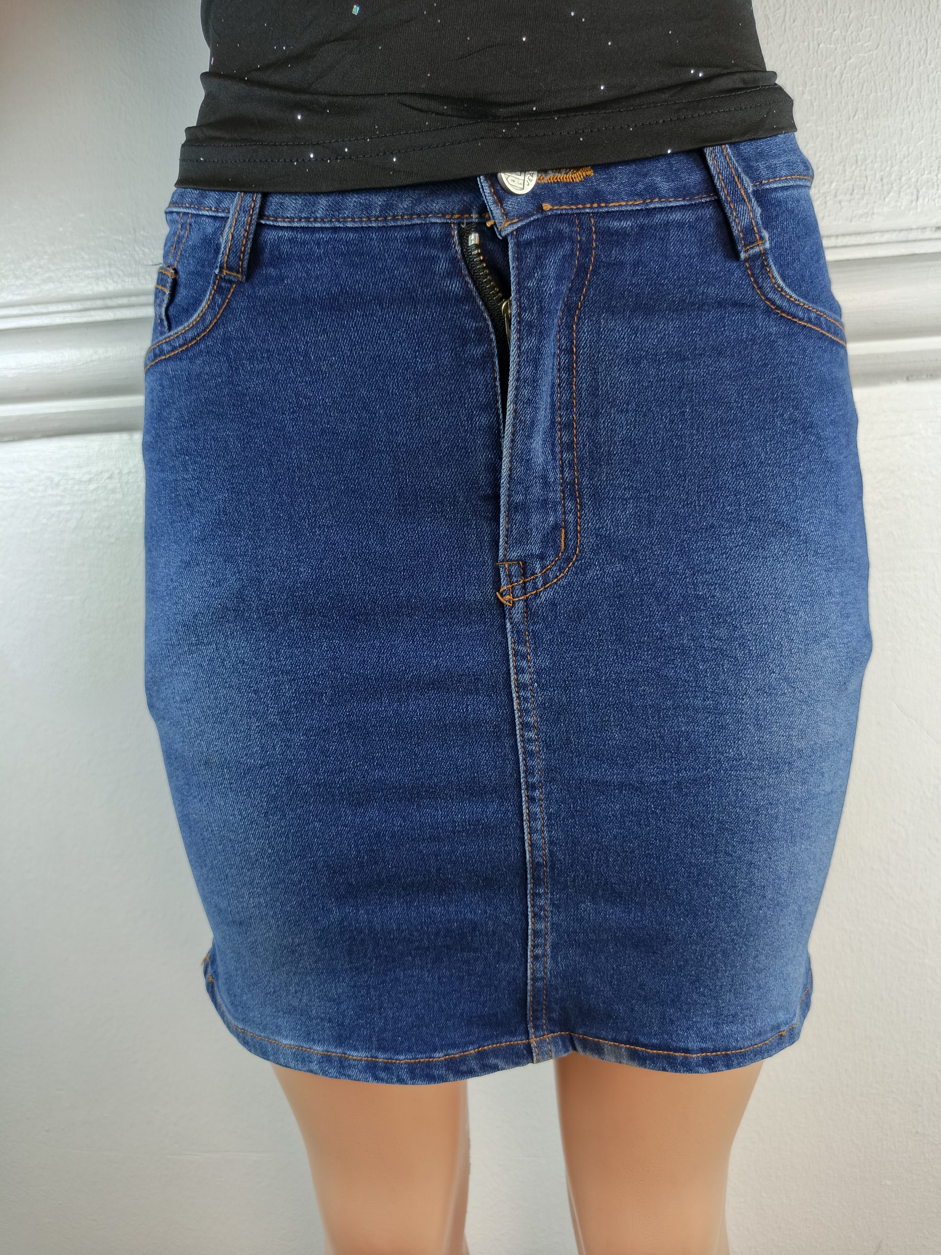 SKIRT UK 8, L-16 INCHES