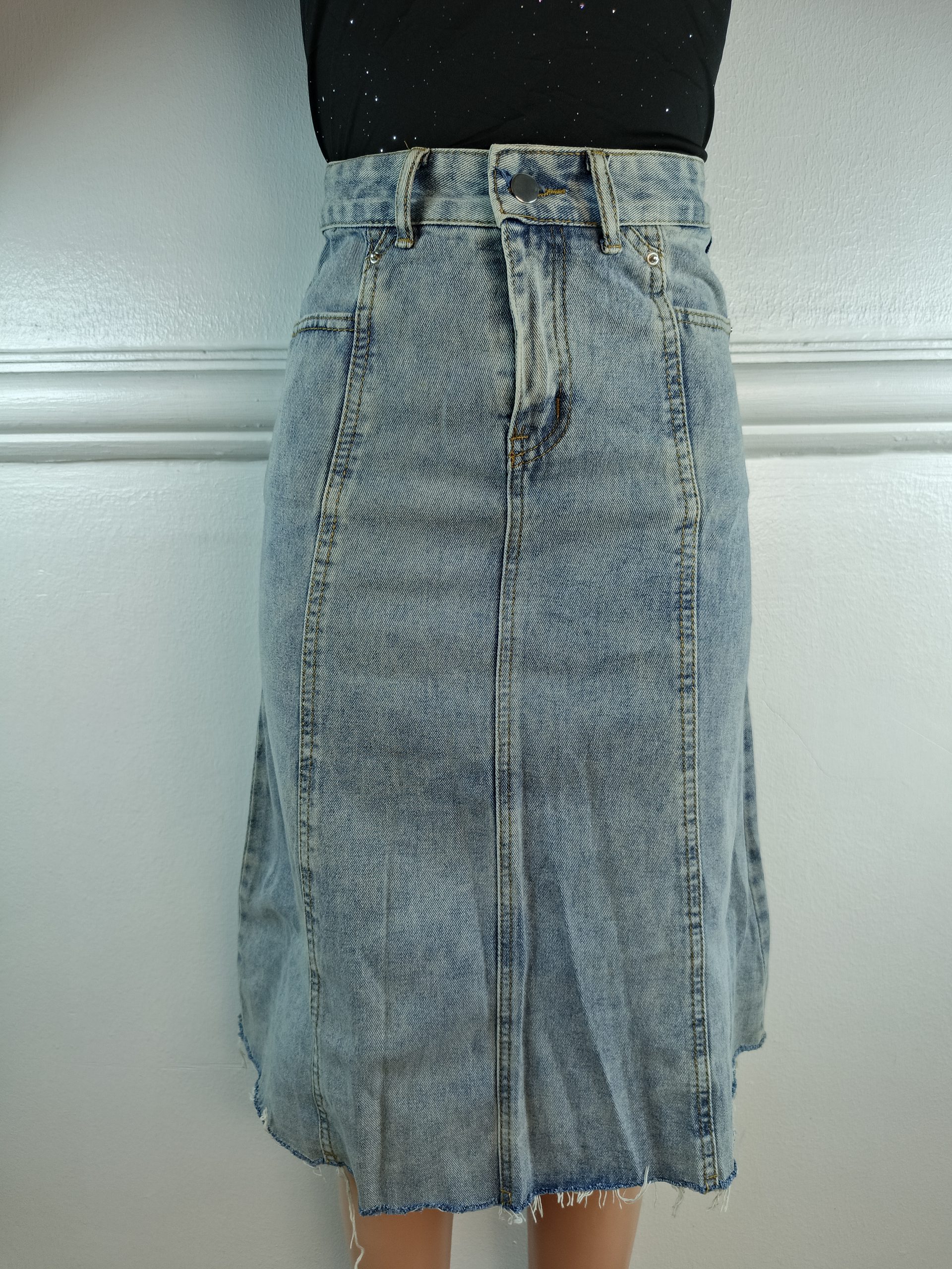 SKIRT UK 6, L-26 INCHES