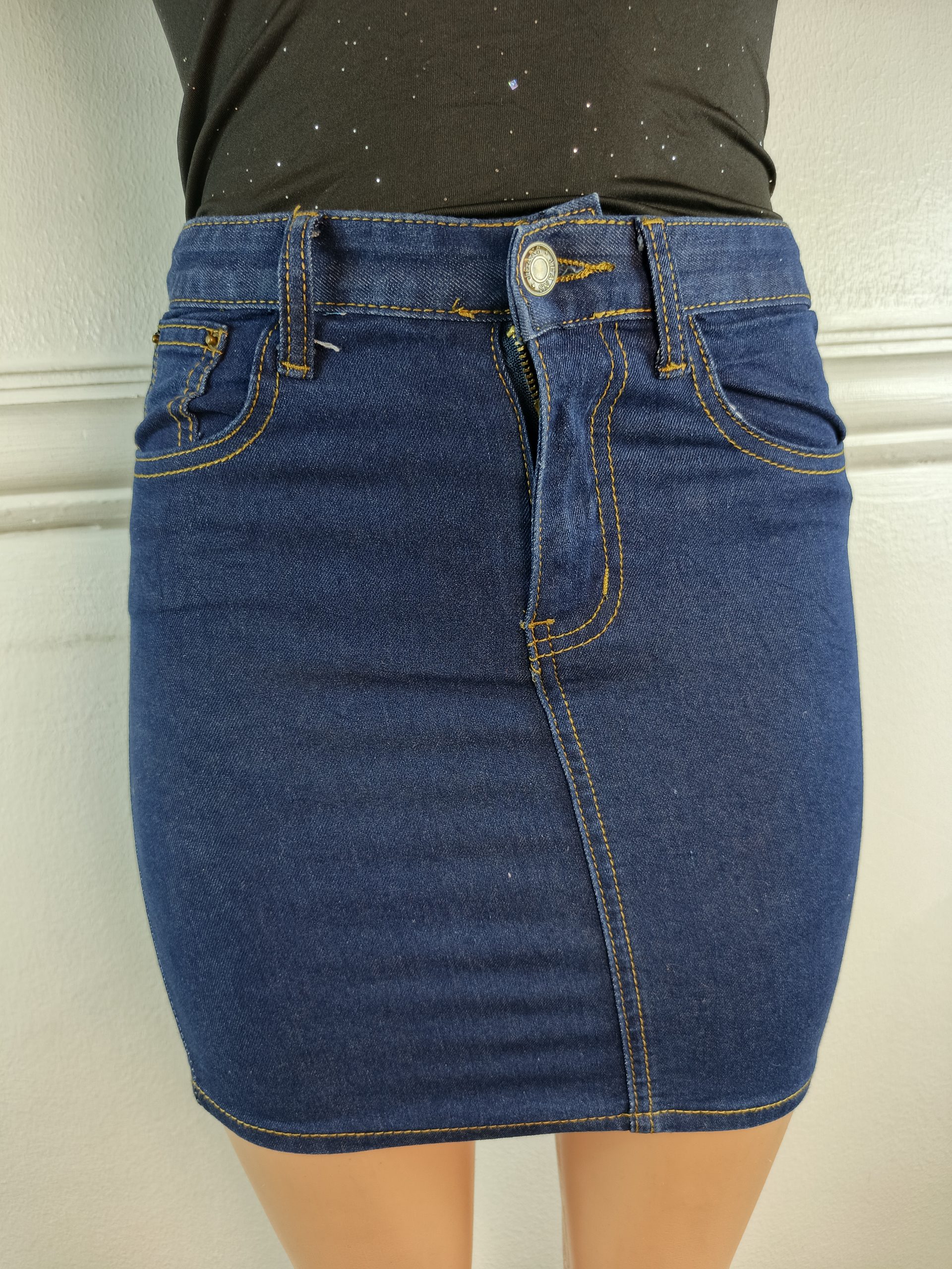 SKIRT UK 6, L-15 INCHES