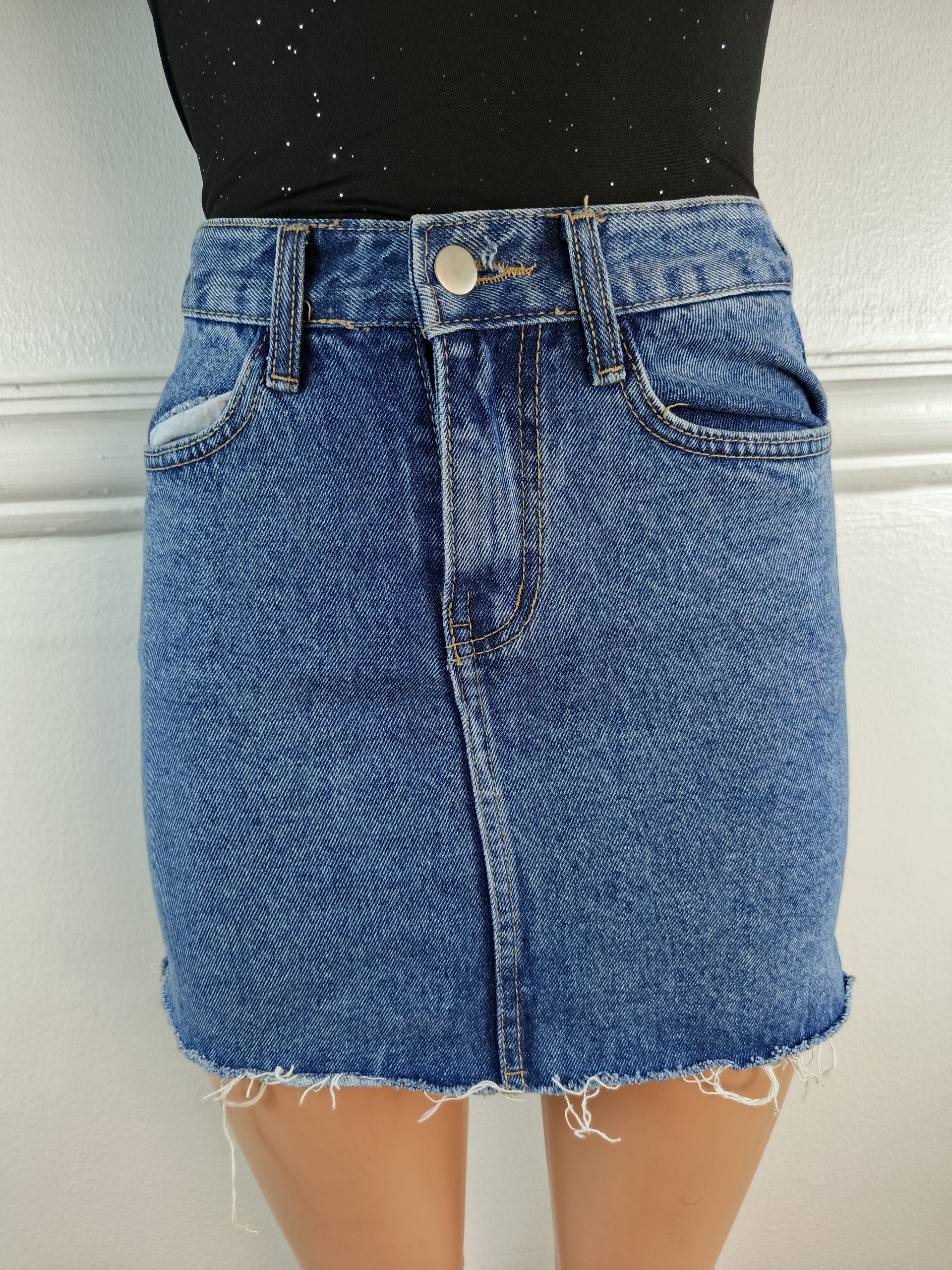 SKIRT UK 6, L-14 INCHES