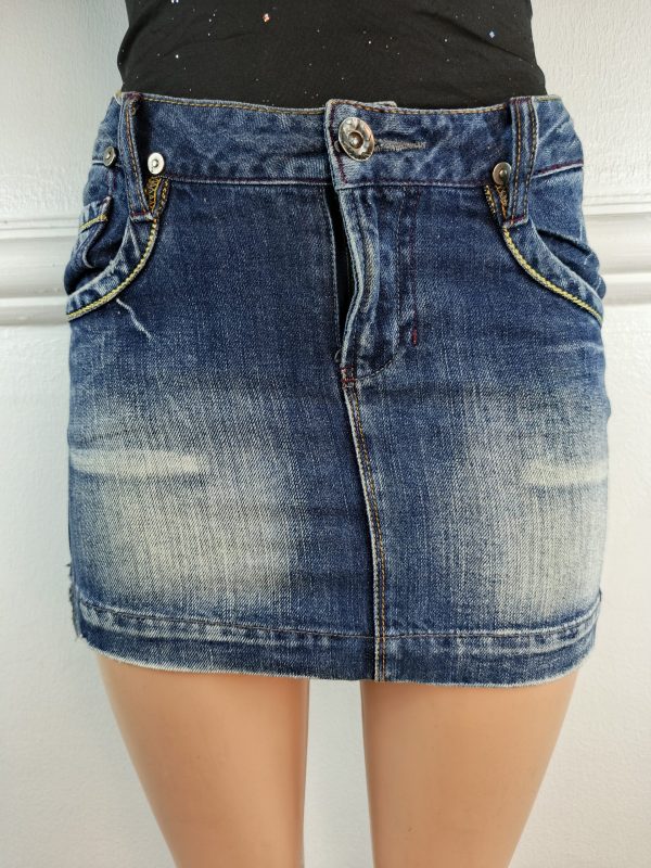 RU JEANS UK 10, L-13 INCHES