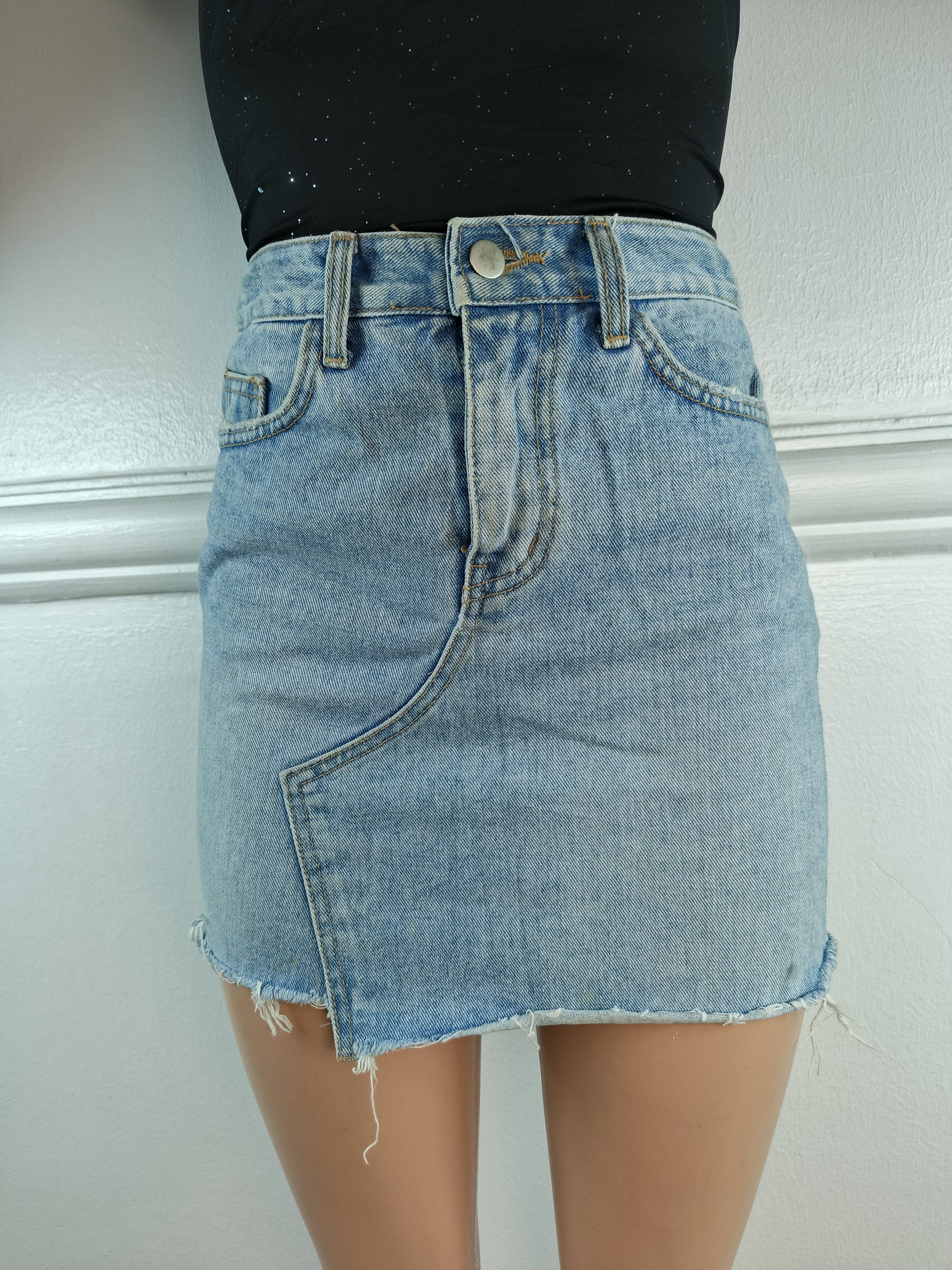 SKIRT UK 6, L-15 INCHES