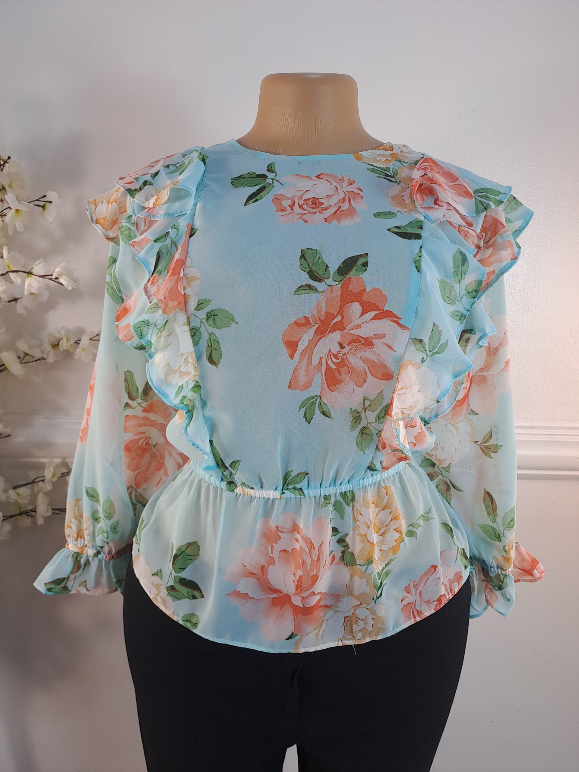 RIVER ISLAND UK 16
