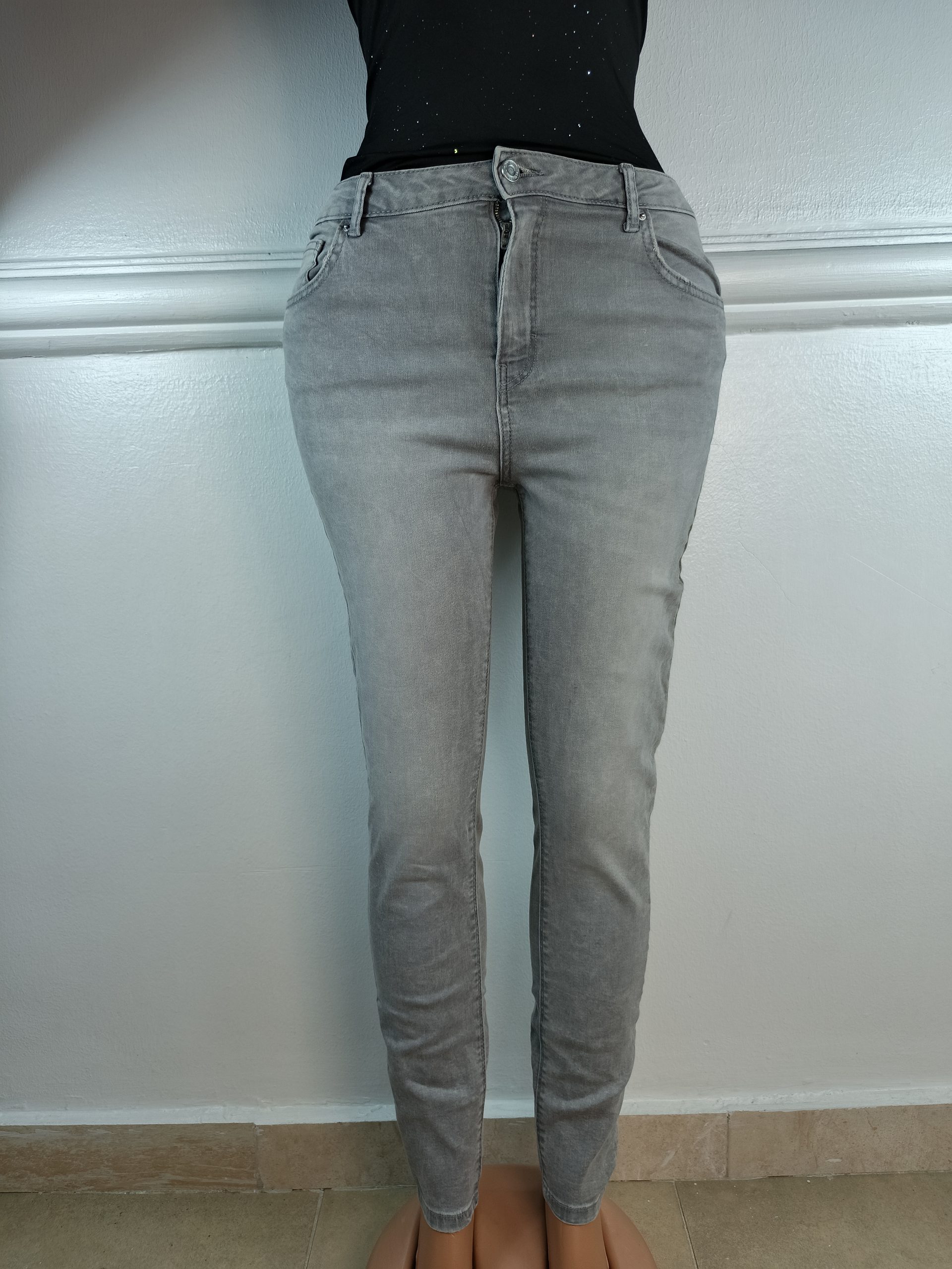 DENIM UK 8, L-39 INCHES