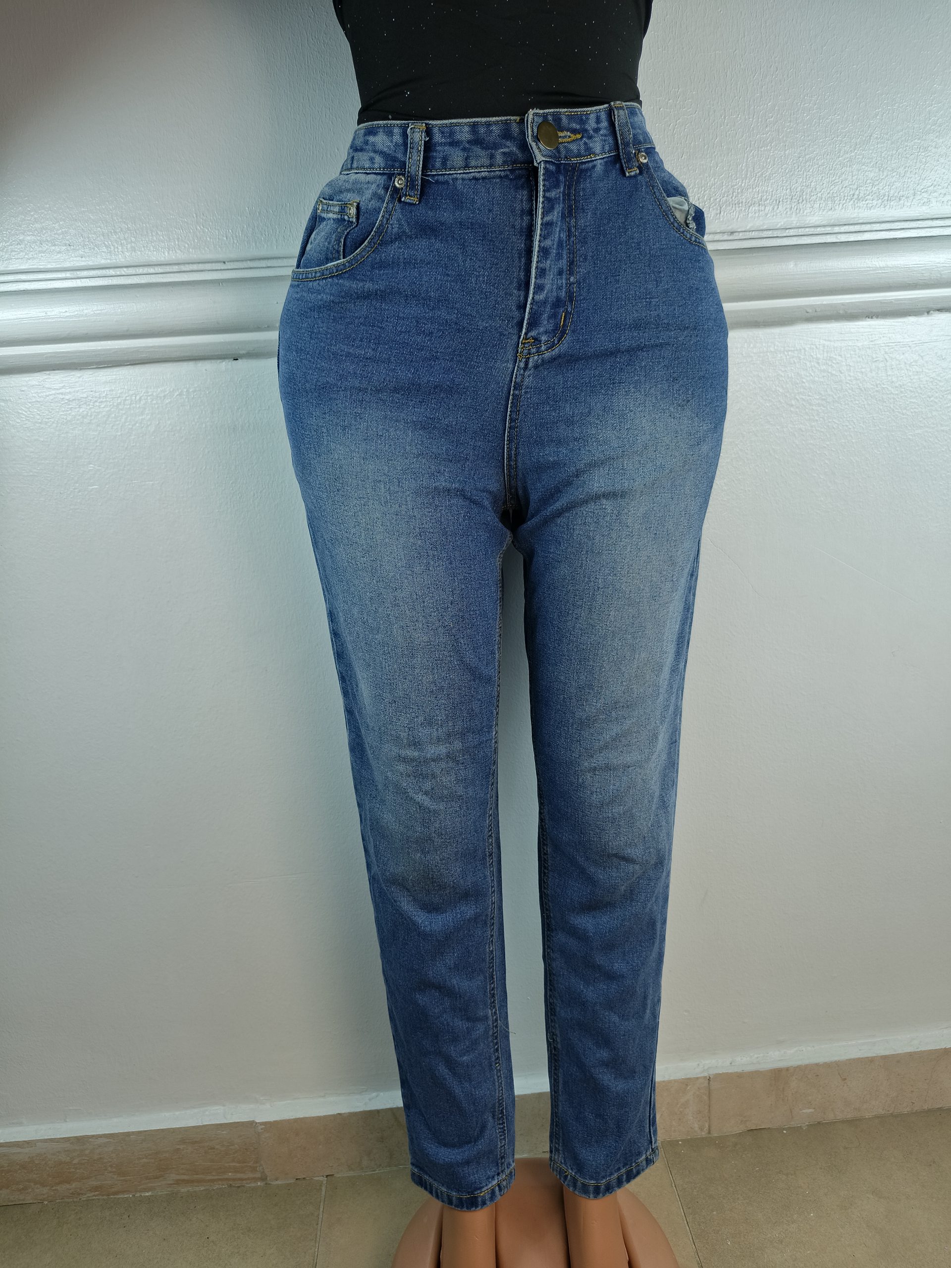 I SAW IT FIRST UK 12, L-41 INCHES