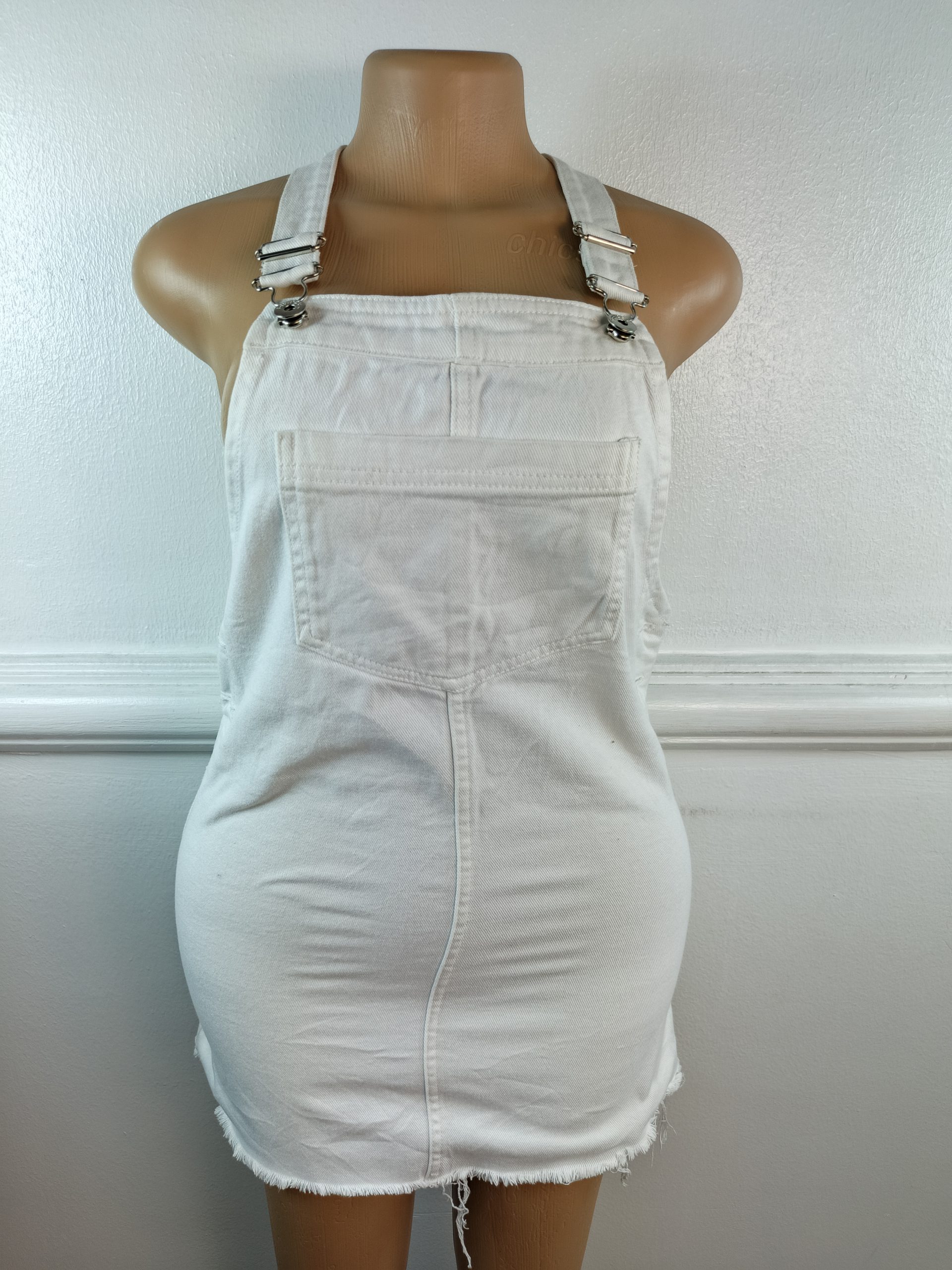 DIVIDED UK 6, L-24 INCHES