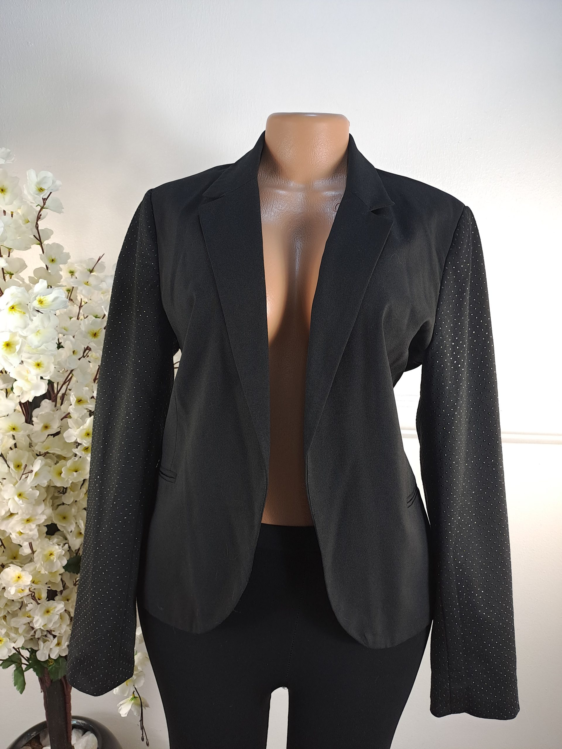 BLAZER UK SIZE 14