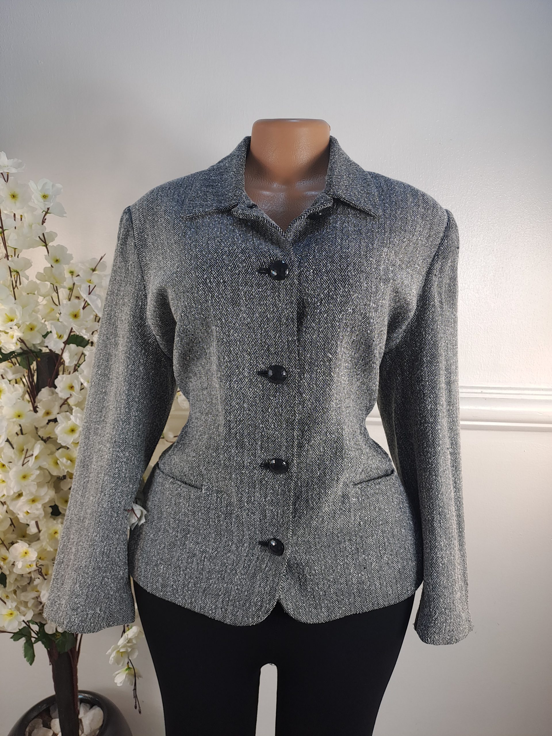 BLAZER UK SIZE 14 [LENGHT 25 INCHES]