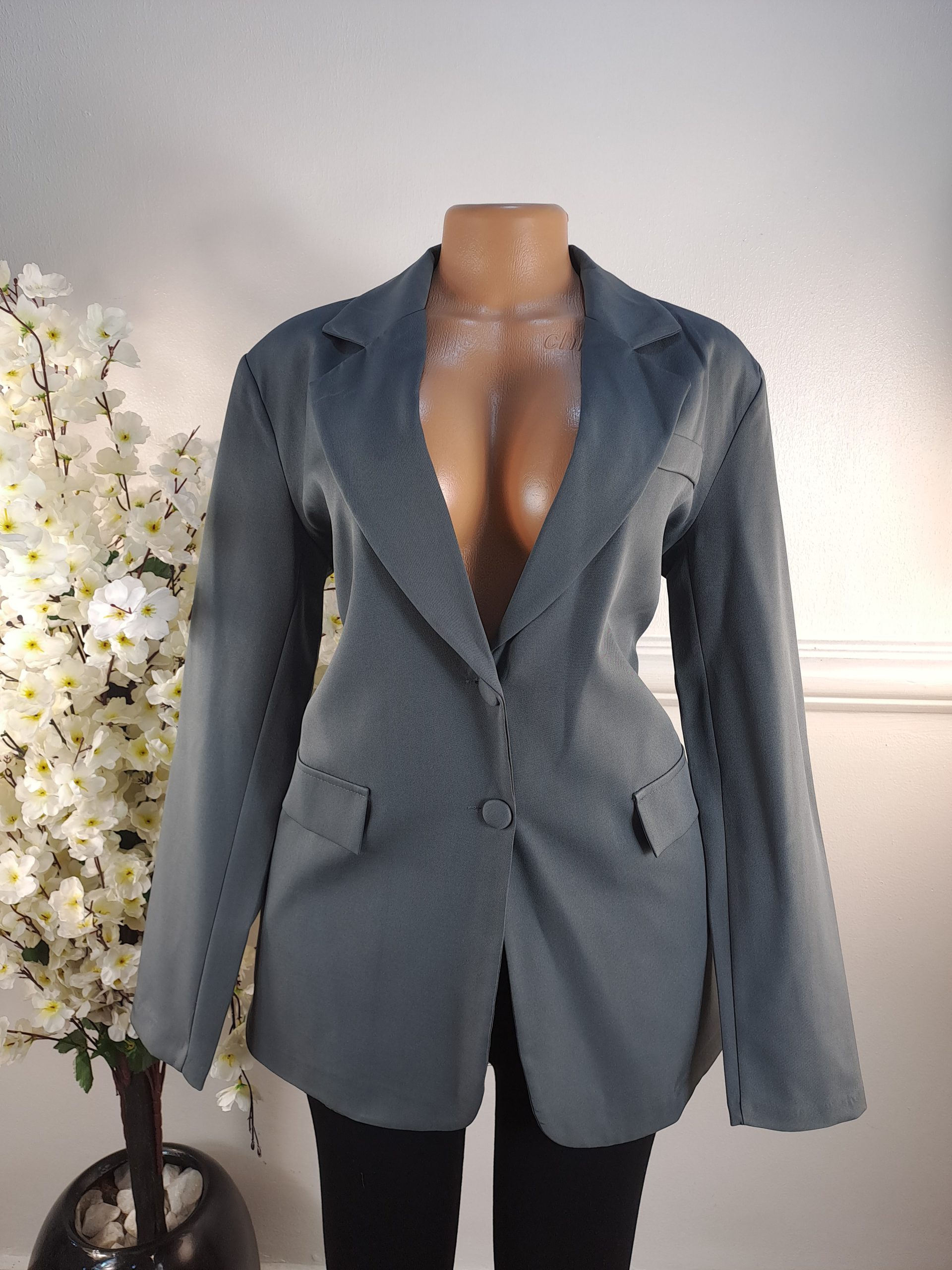 BOOHOO UK SIZE 14 [LENGHT 28 INCHES]
