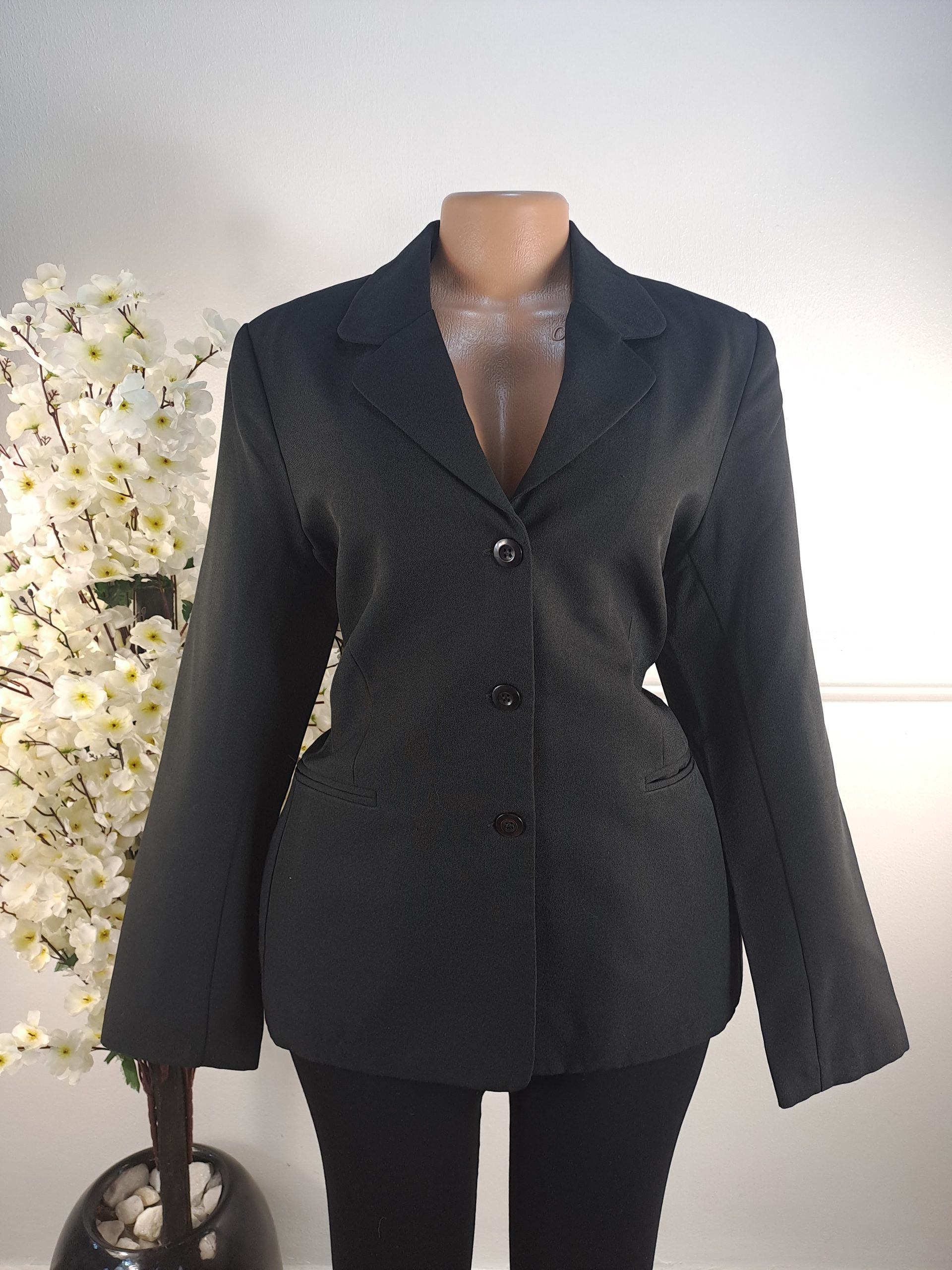 CLASSIQUE UK SIZE 14 [LENGHT 28 INCHES]