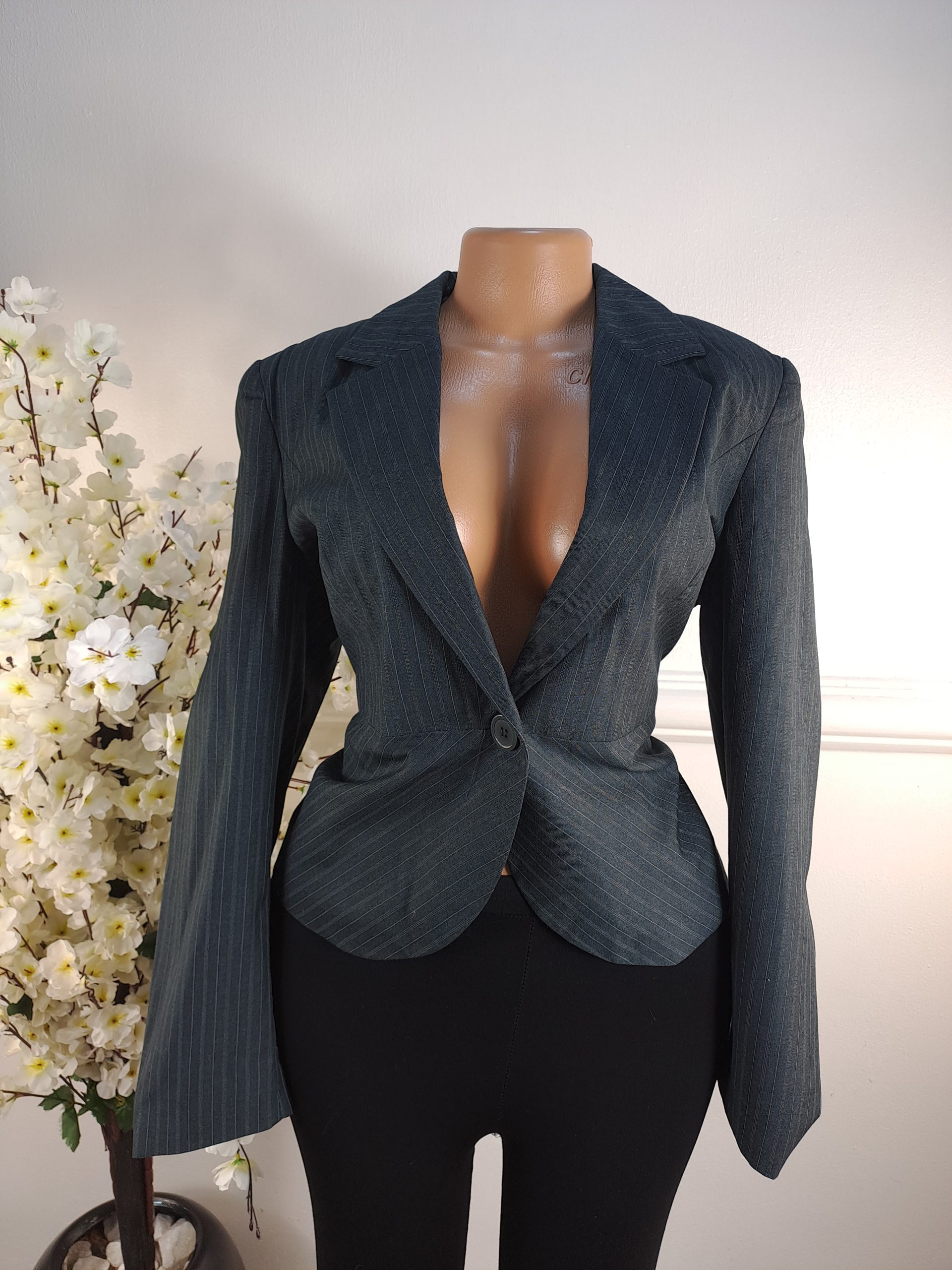 SASHA UK SIZE 14 [LENGHT 22 INCHES]