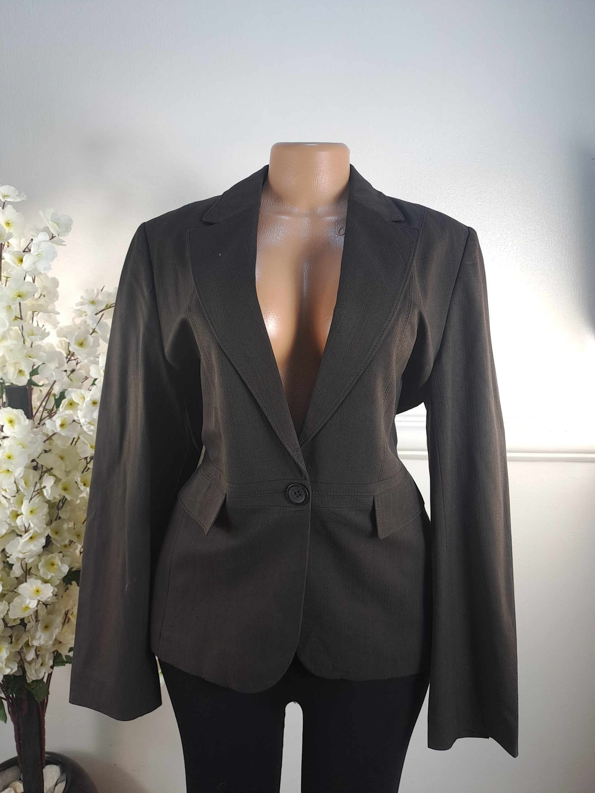 TAILORED BY NEXT UK SIZE 14 [LENGHT 27 INCHES]