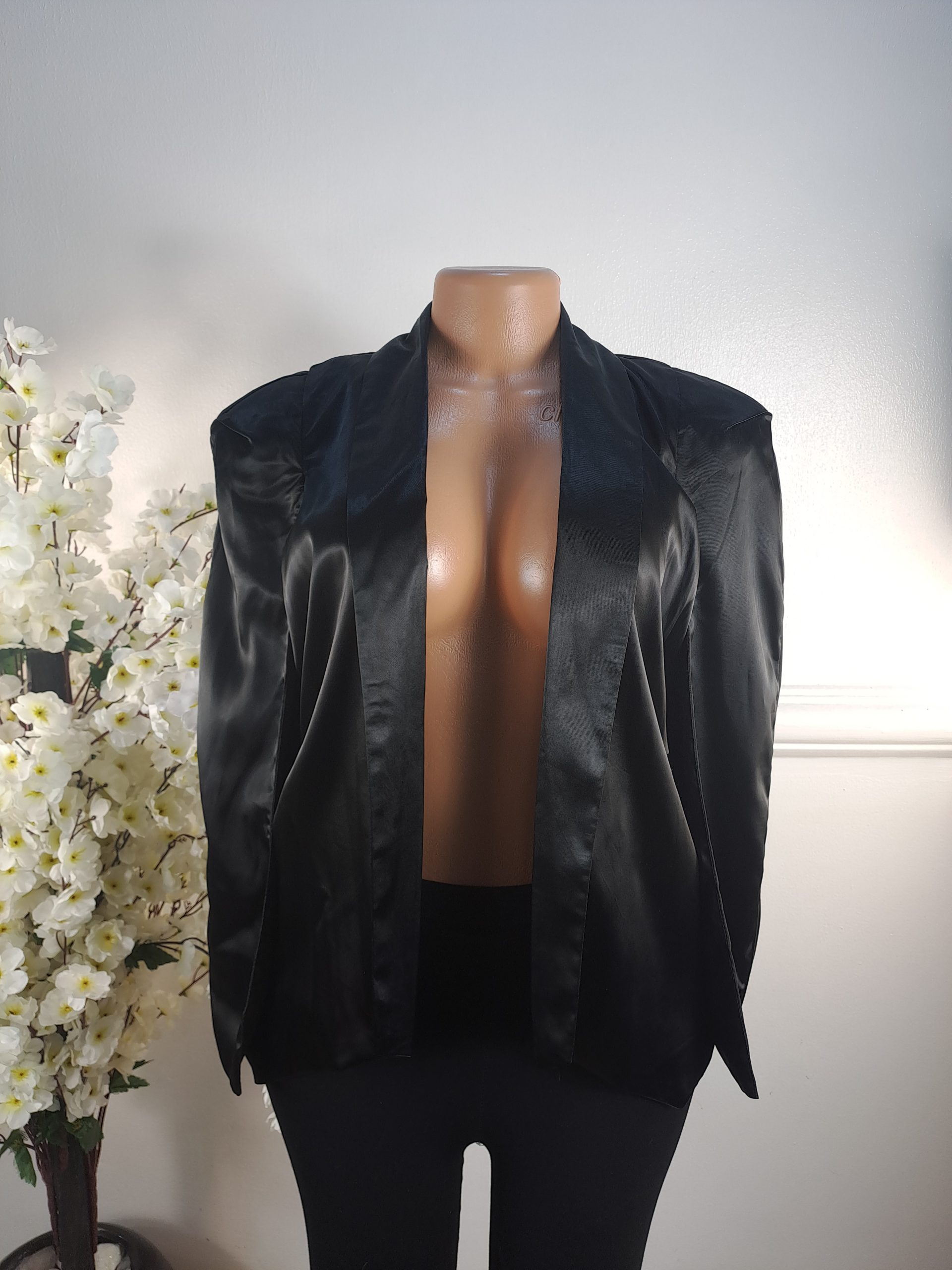 CLOTHES/DANCER UK SIZE 14 [LENGHT 25 INCHES]