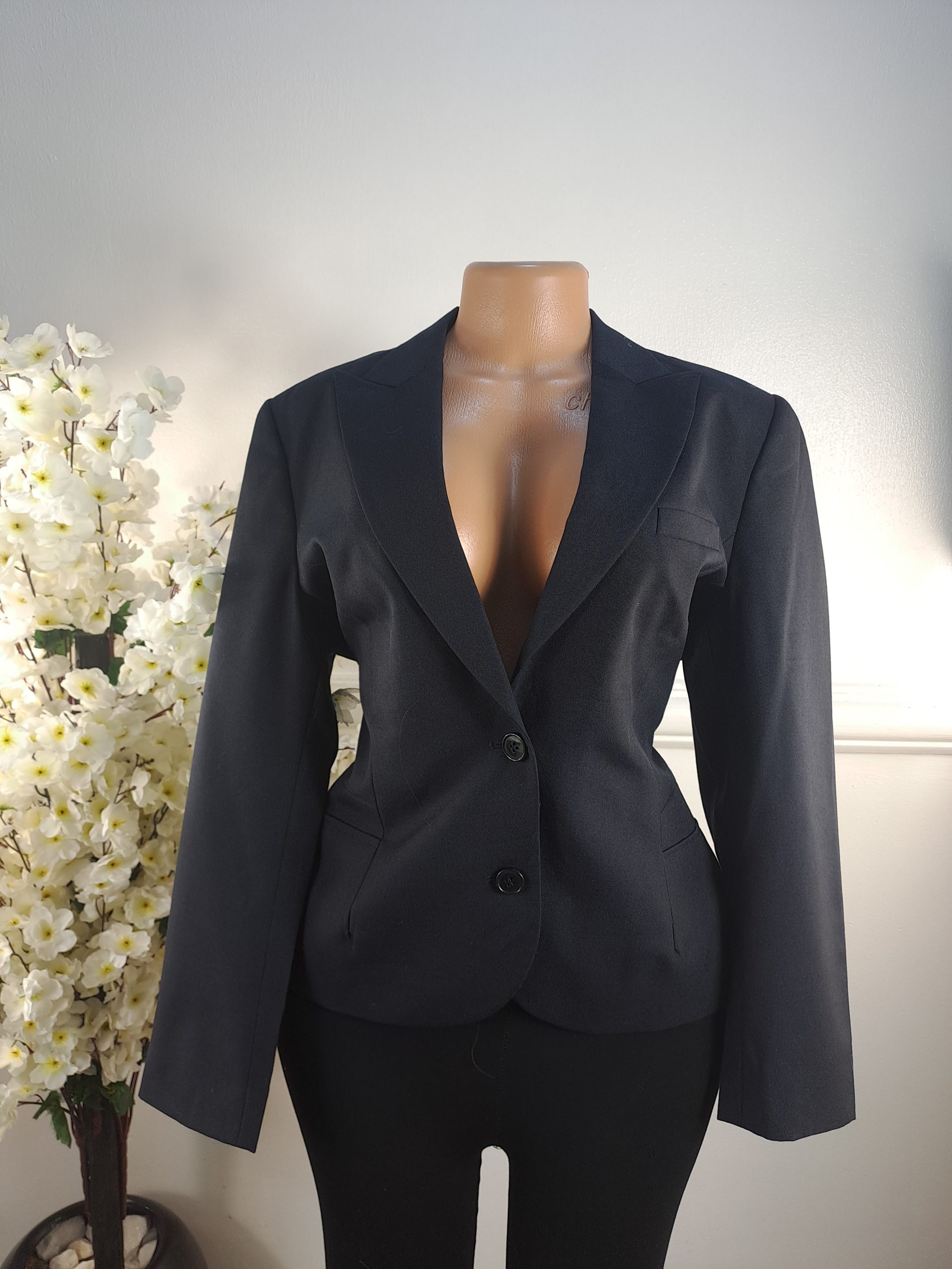 UNIFORM EXPRESS UK SIZE 14 [LENGHT 24 INCHES]