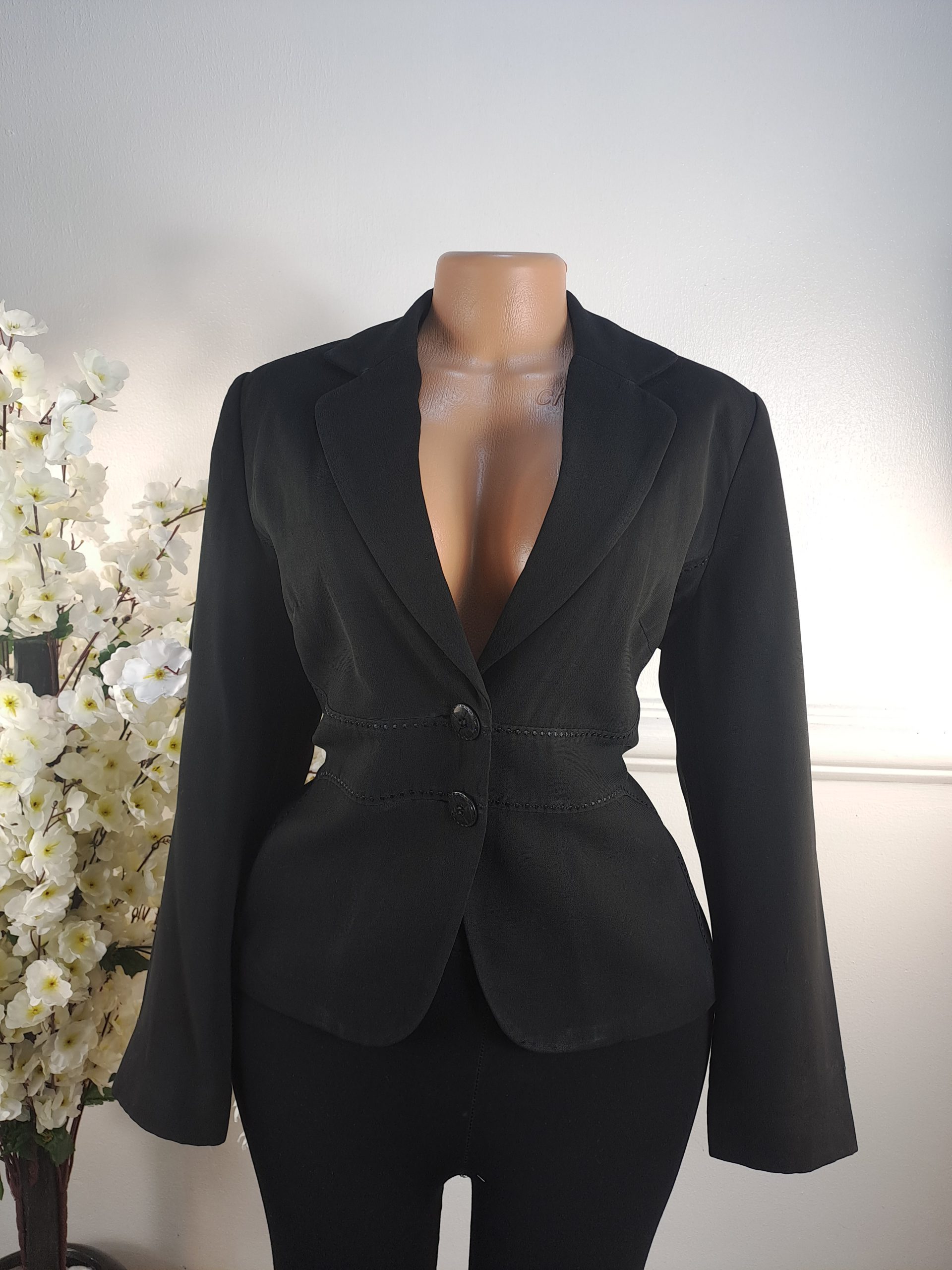 MARK & SPENCER UK SIZE 14 [LENGHT 23 INCHES]