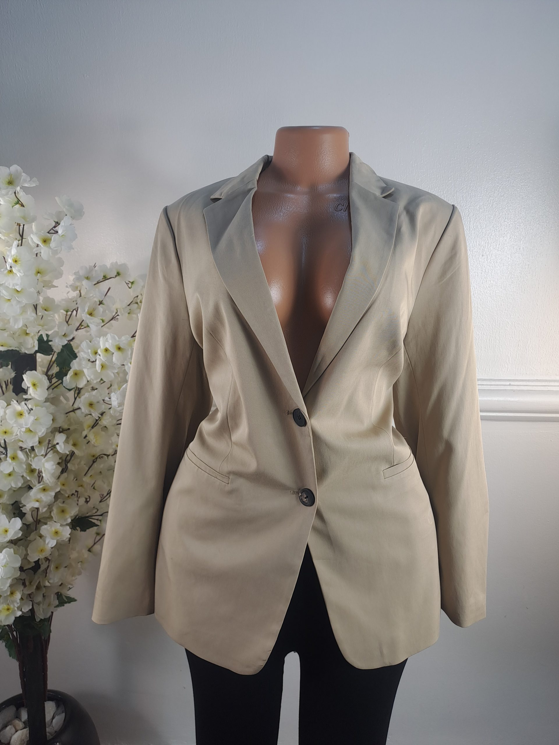 H&M UK SIZE 16 [LENGHT 30 INCHES]