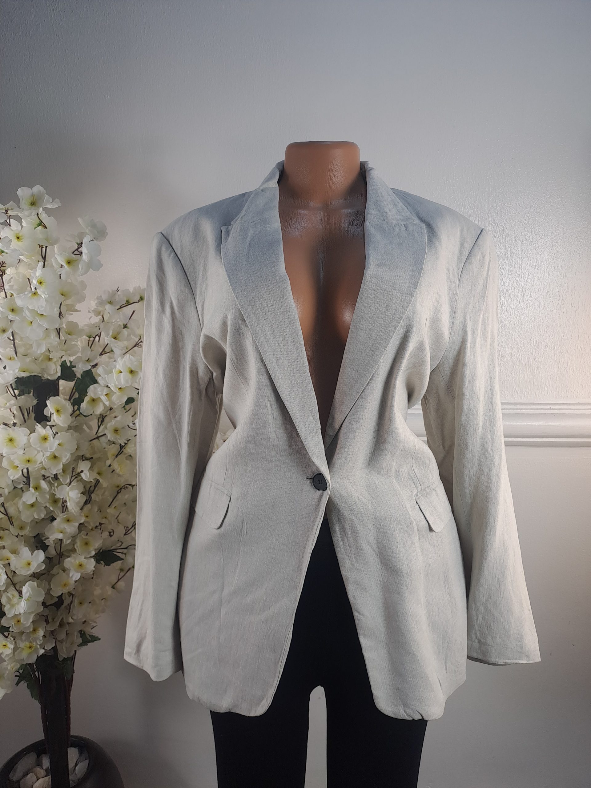 H&M UK SIZE 16 [LENGHT 39 INCHES]