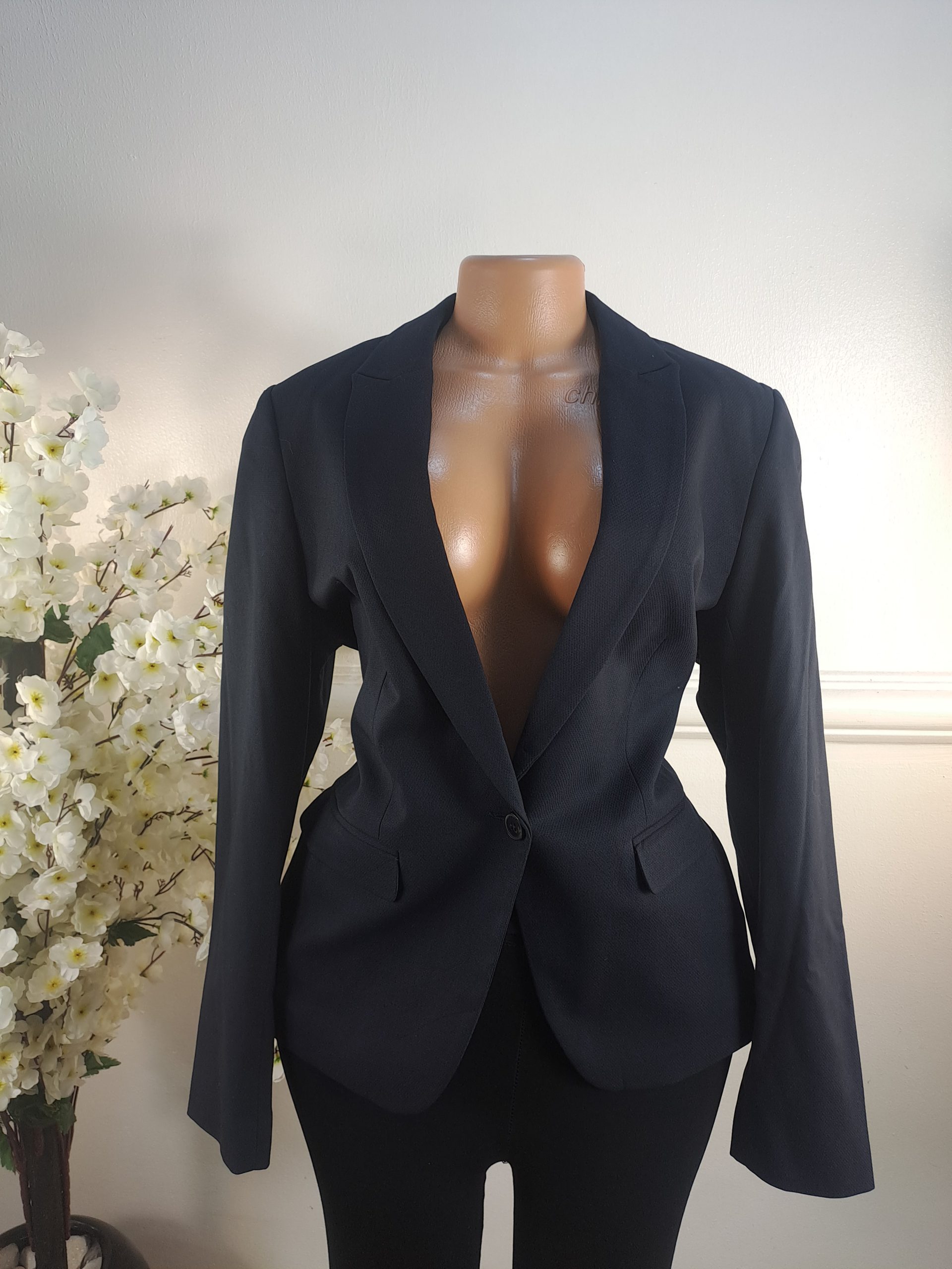 NEXT TAILORING UK SIZE 16 [LENGHT 26 INCHES]