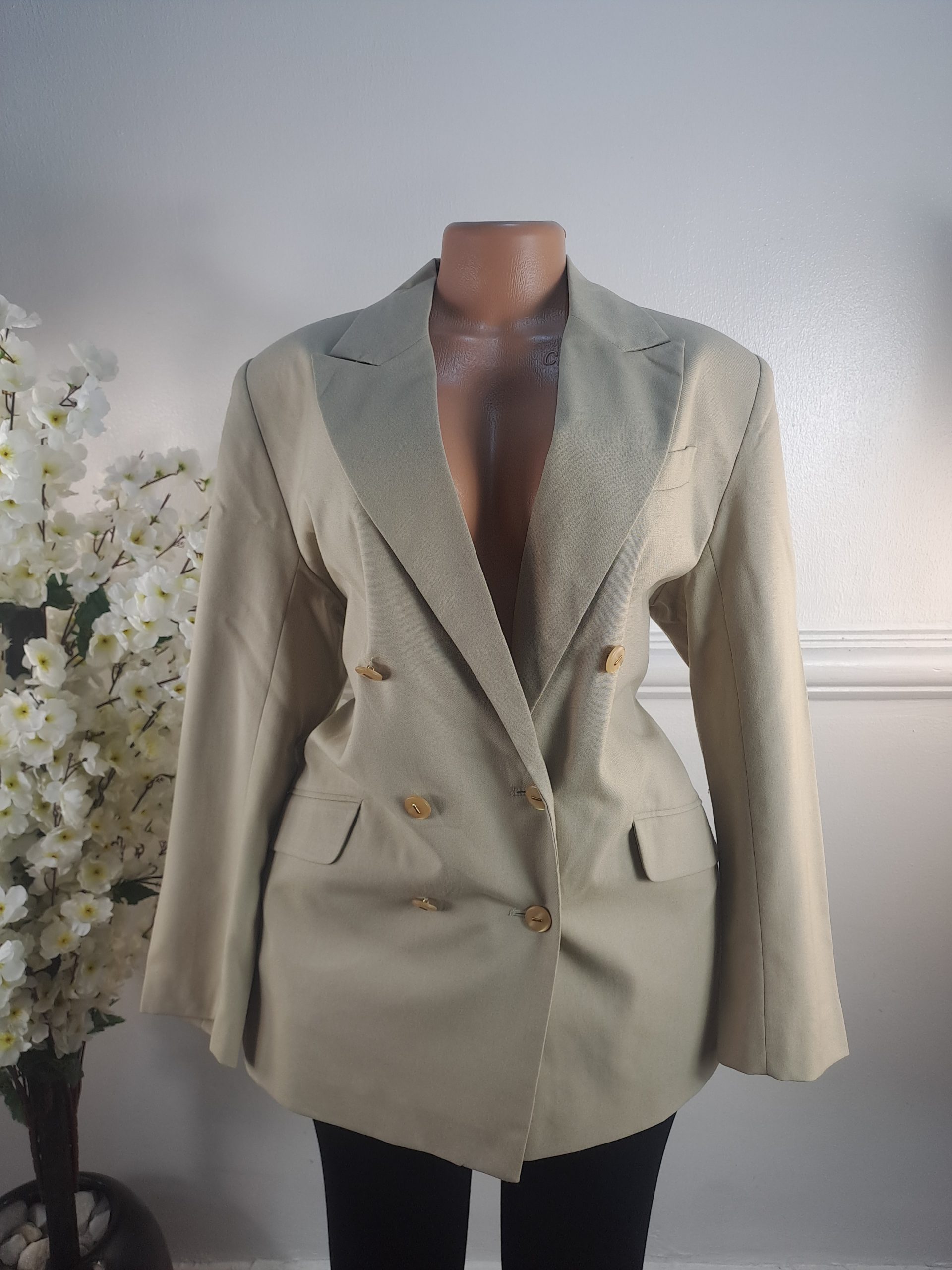 KLISS COLLECTION UK SIZE 16 [LENGHT 29 INCHES]