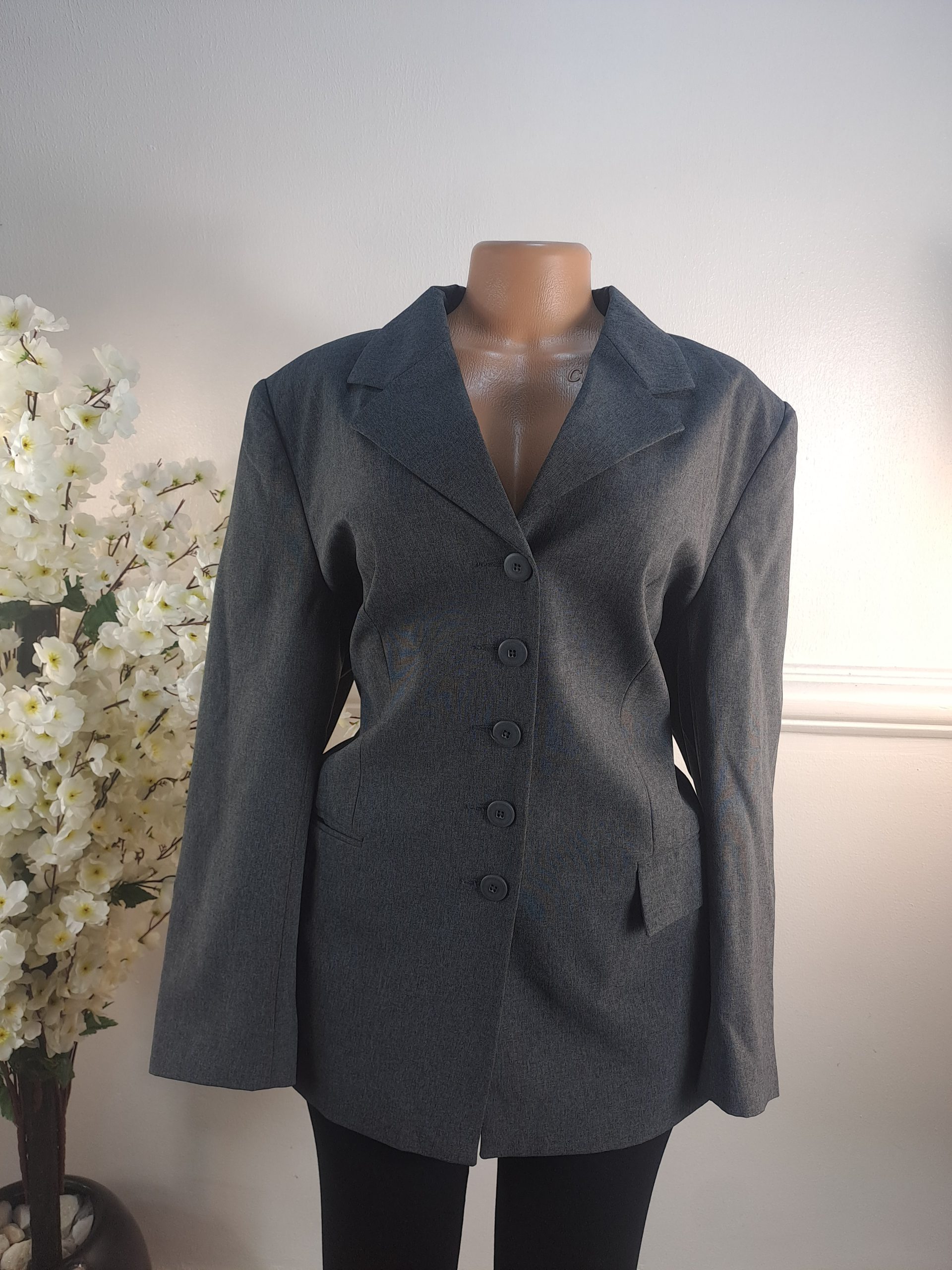 CONTEXT UK SIZE 16 [LENGHT 30 INCHES]