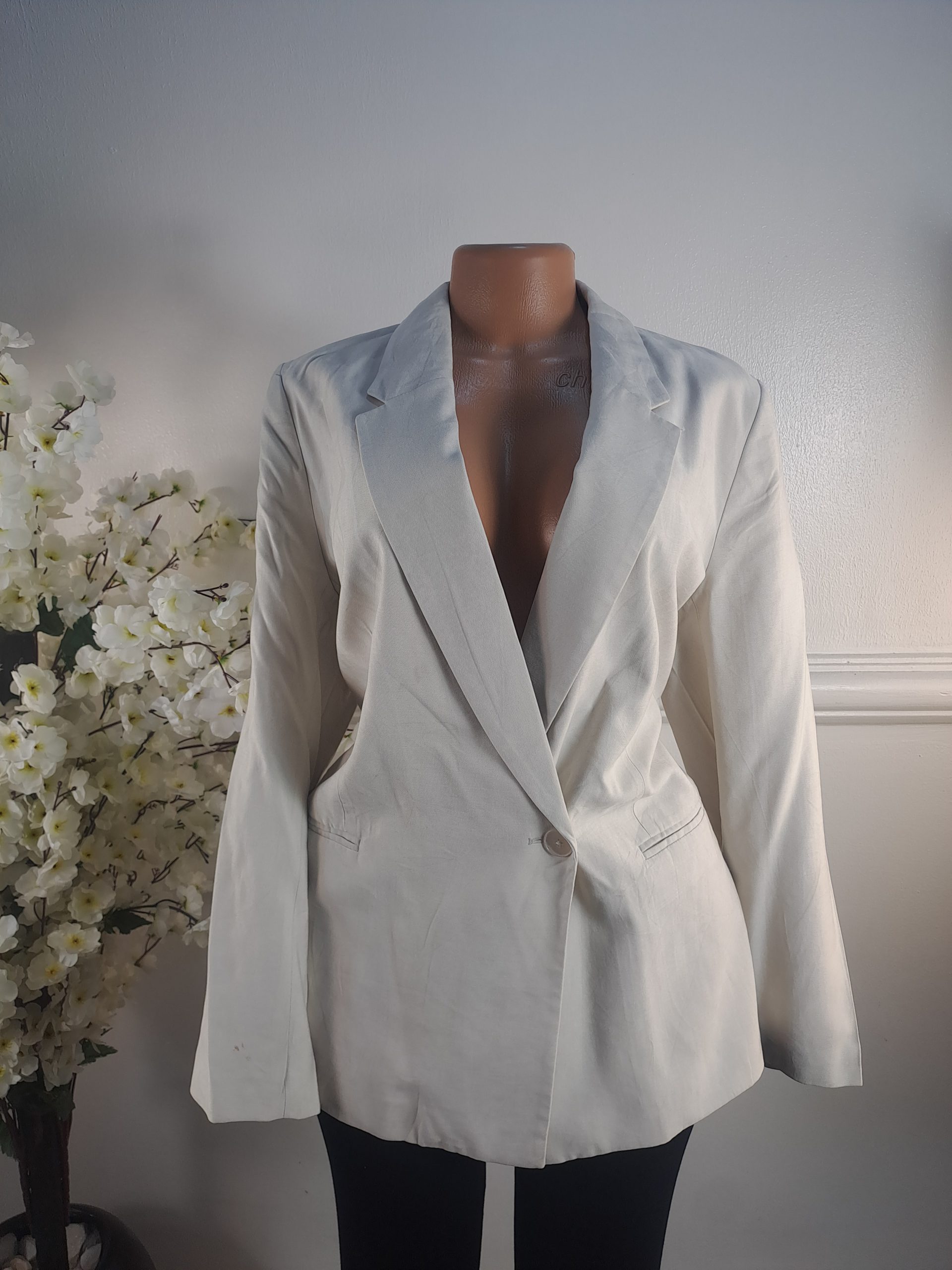 H&M UK SIZE 16 [LENGHT 29 INCHES]
