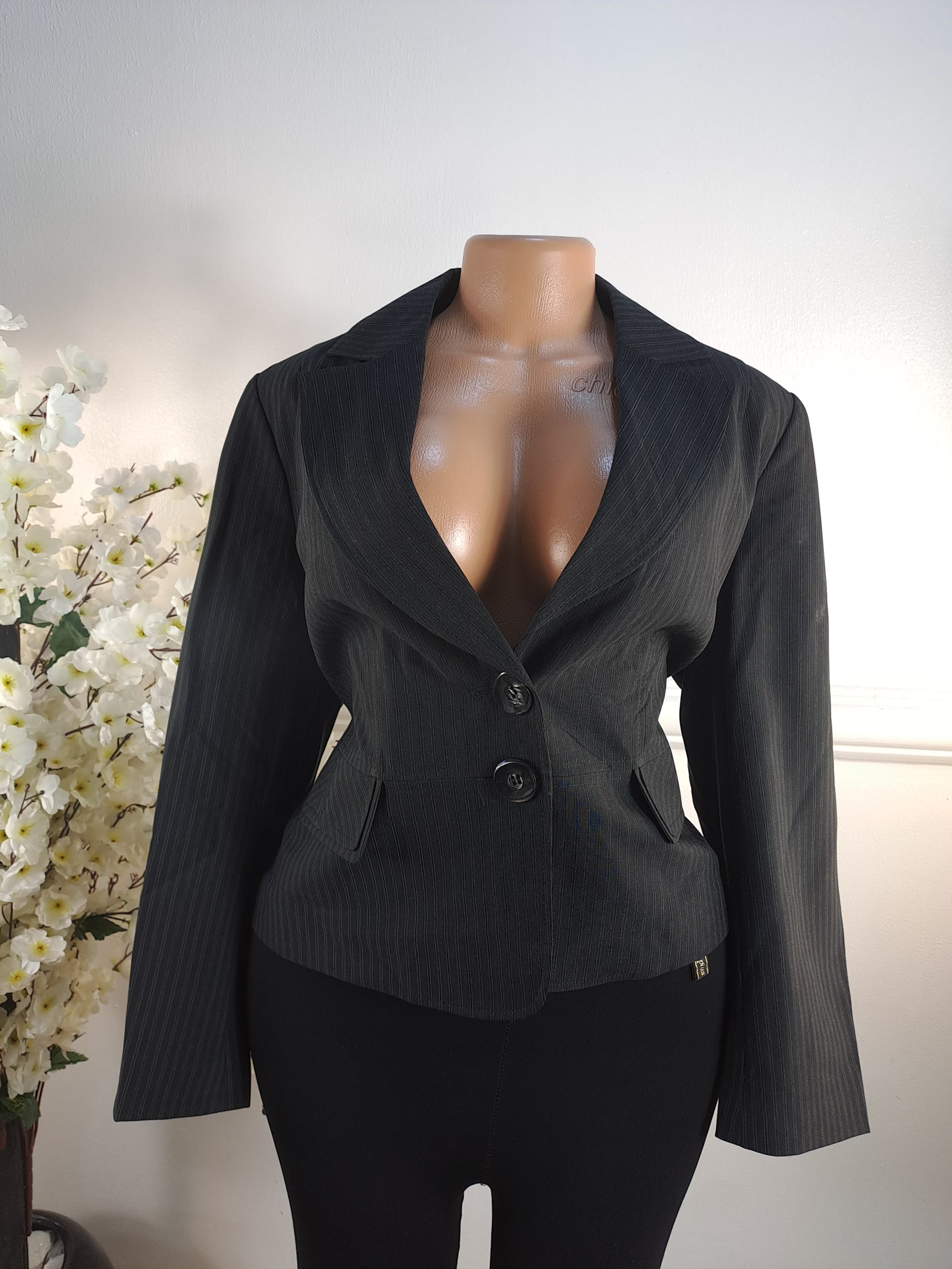 PETITE COLLECTION UK SIZE 16 [LENGHT 22 INCHES]