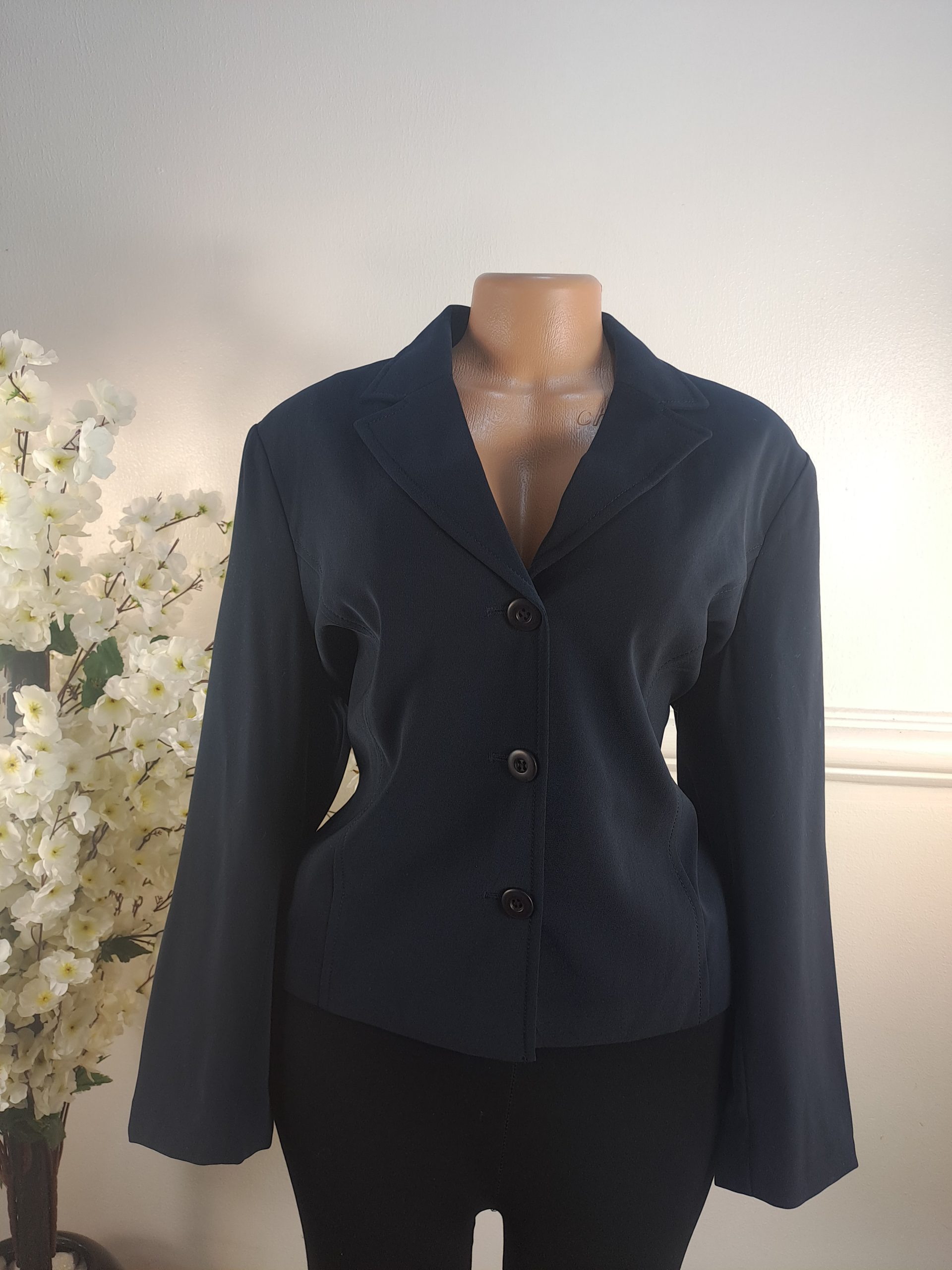 COLLECTION UK SIZE 16 [LENGHT 23 INCHES]