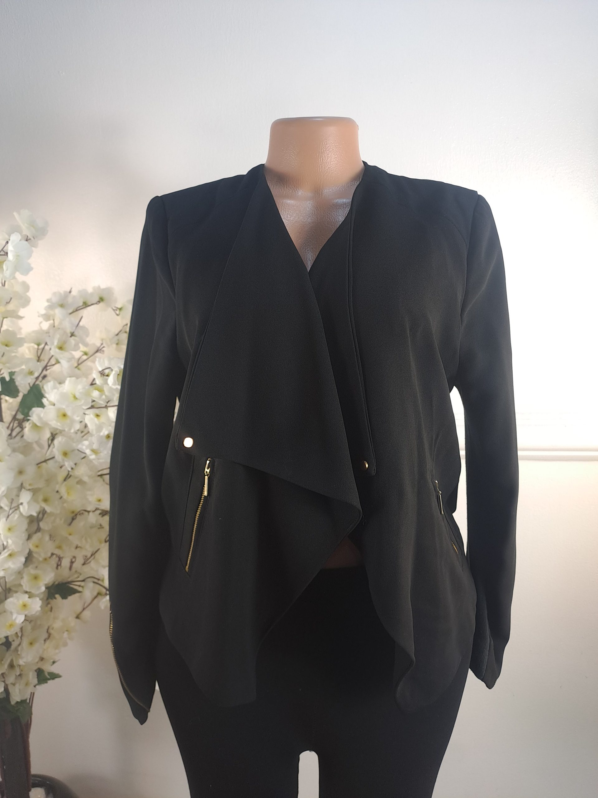 RIVER ISLAND UK SIZE 16 [LENGHT 22 INCHES]