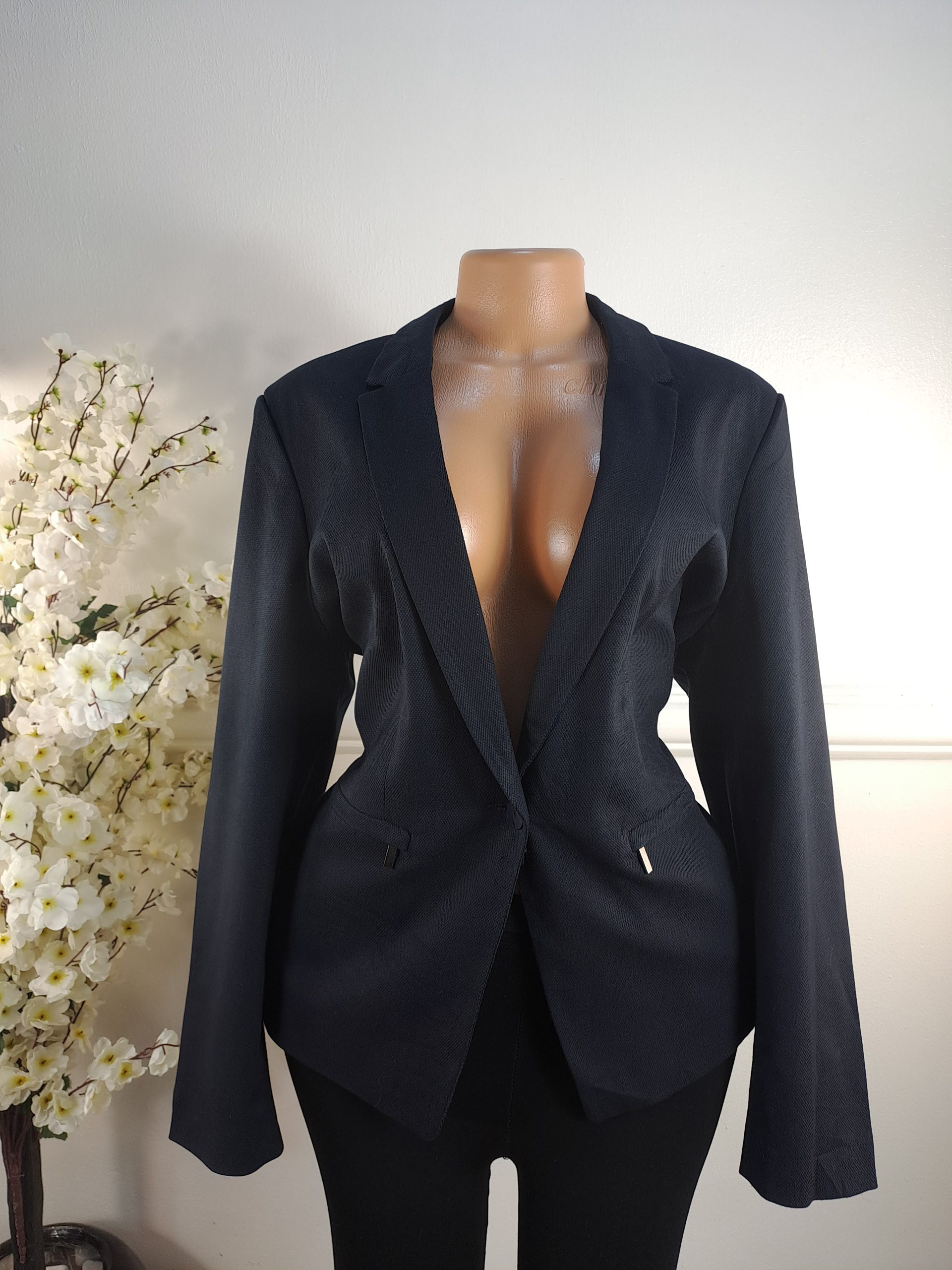 NEXT TAILORING UK SIZE 16 [LENGHT 26 INCHES]