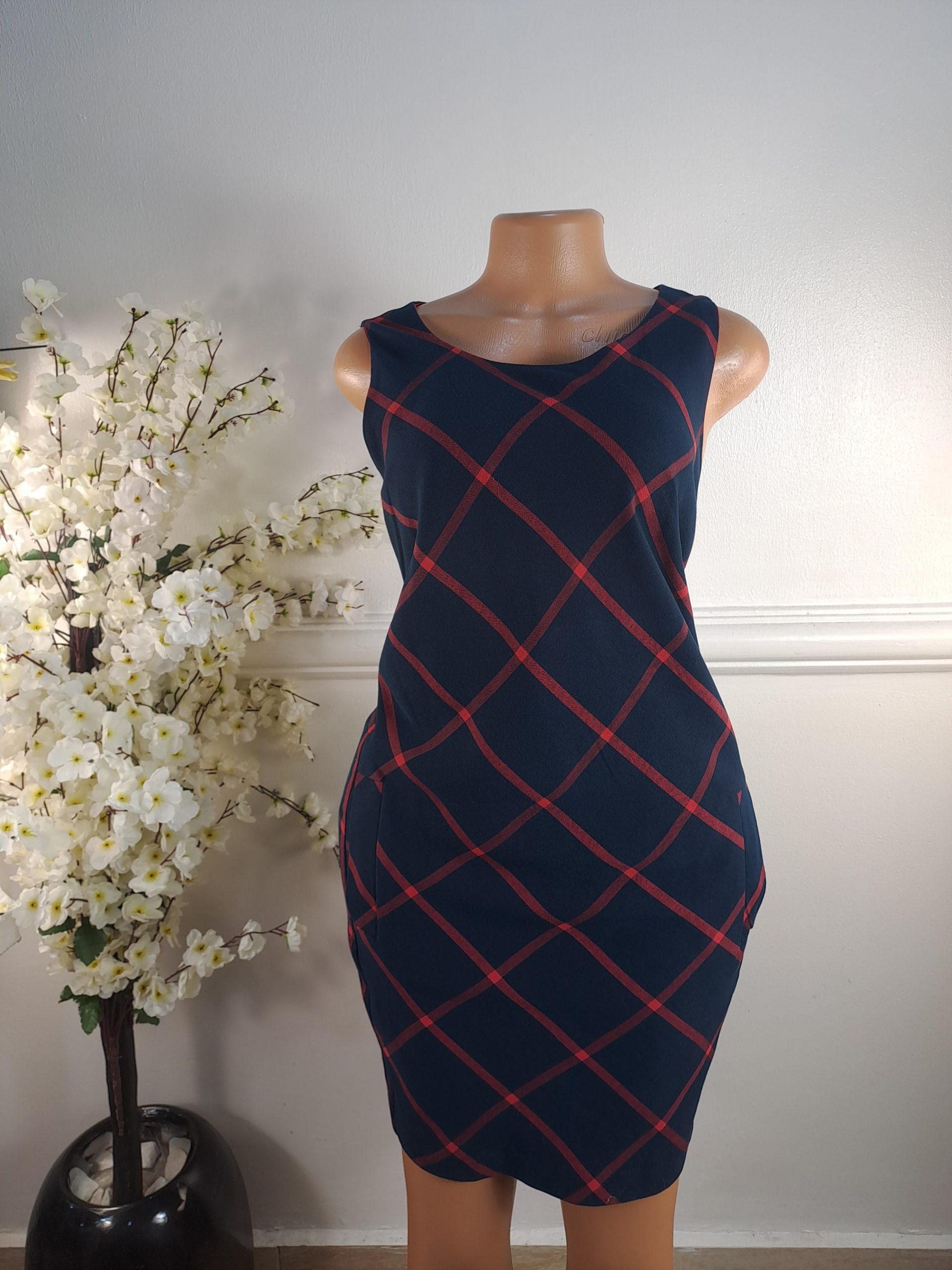 NEXT TAILORING UK SIZE 16 [LENGHT 39 INCHES]