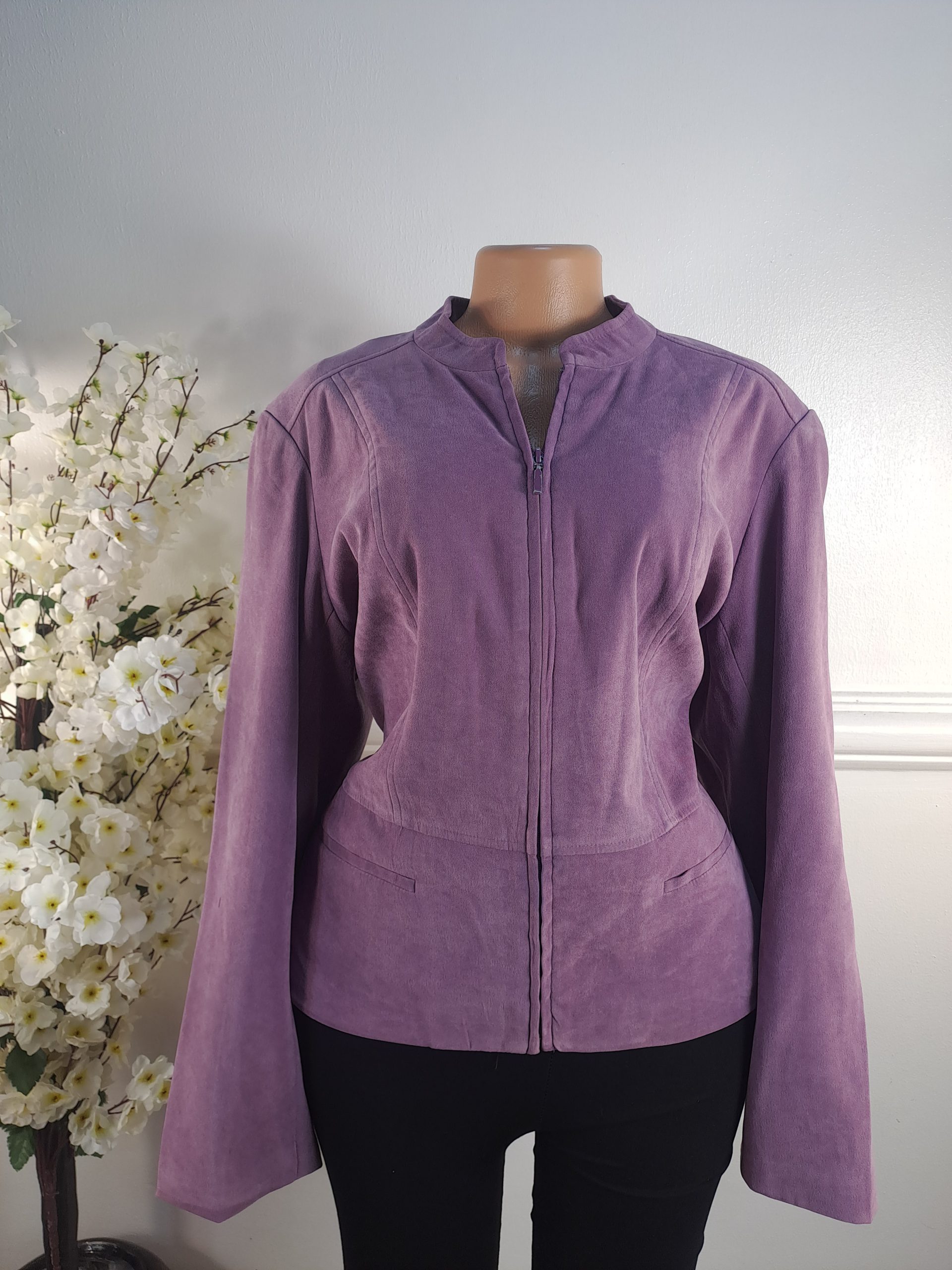 IRIS GLOVER UK SIZE 18 [LENGHT 26 INCHES]