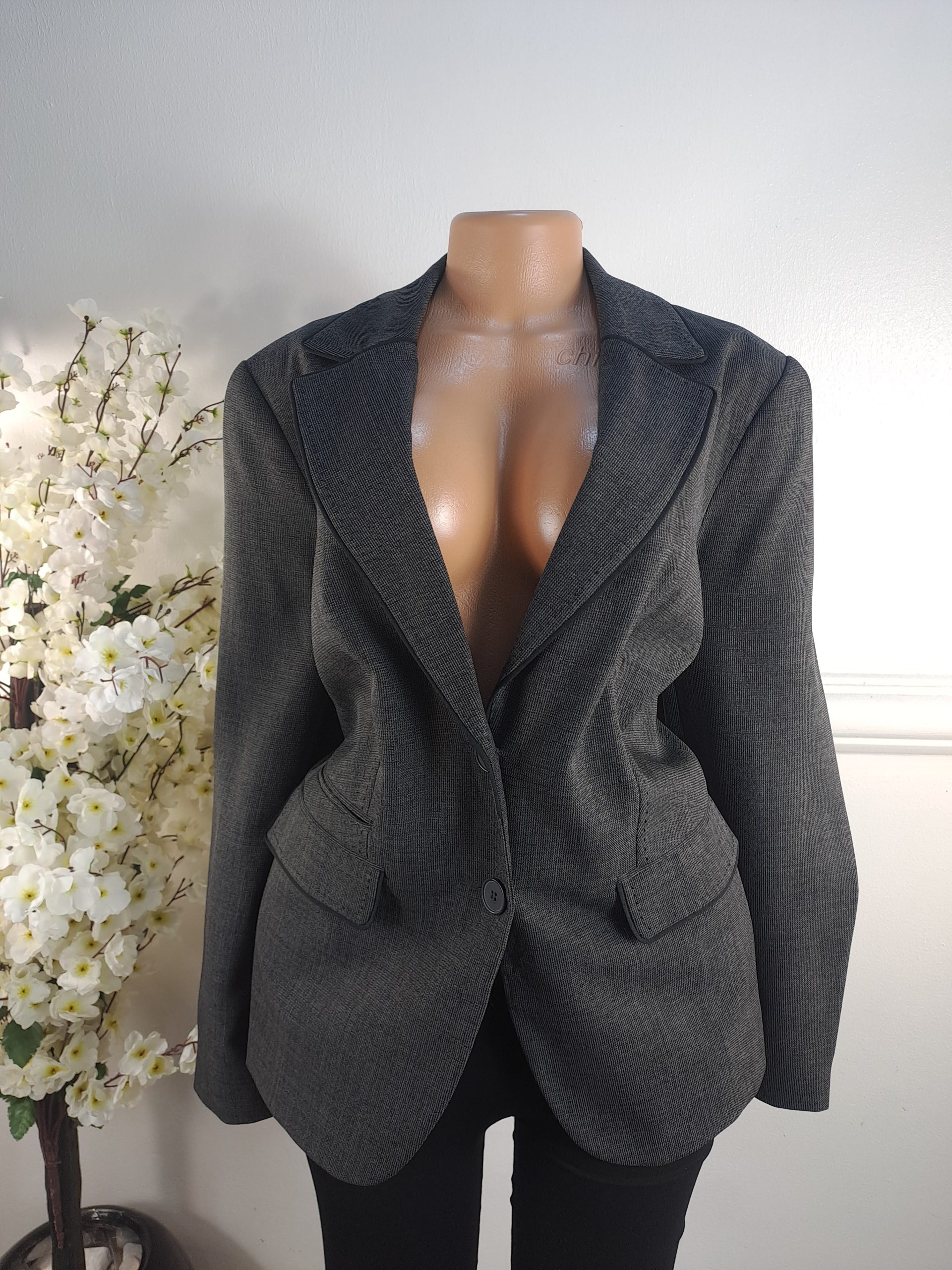 E UK SIZE 20 [LENGHT 30 INCHES]