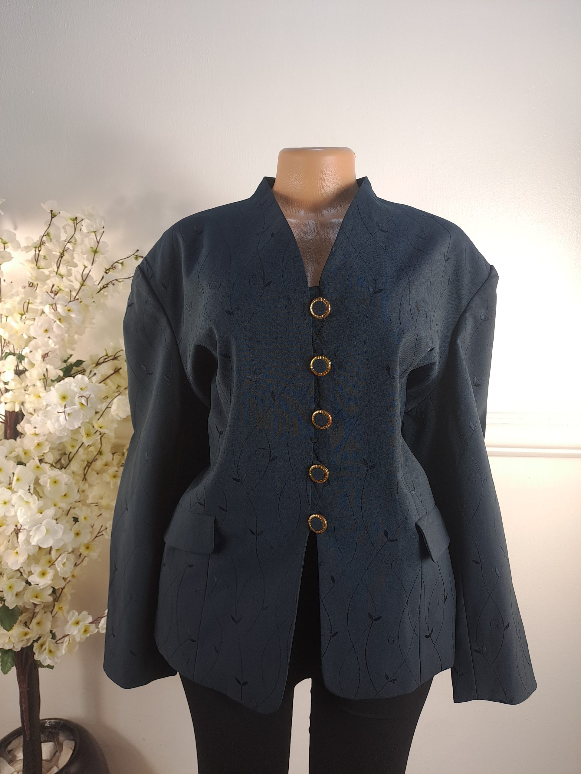 BLAZERS UK SIZE 26 [LENGHT 28 INCHES]